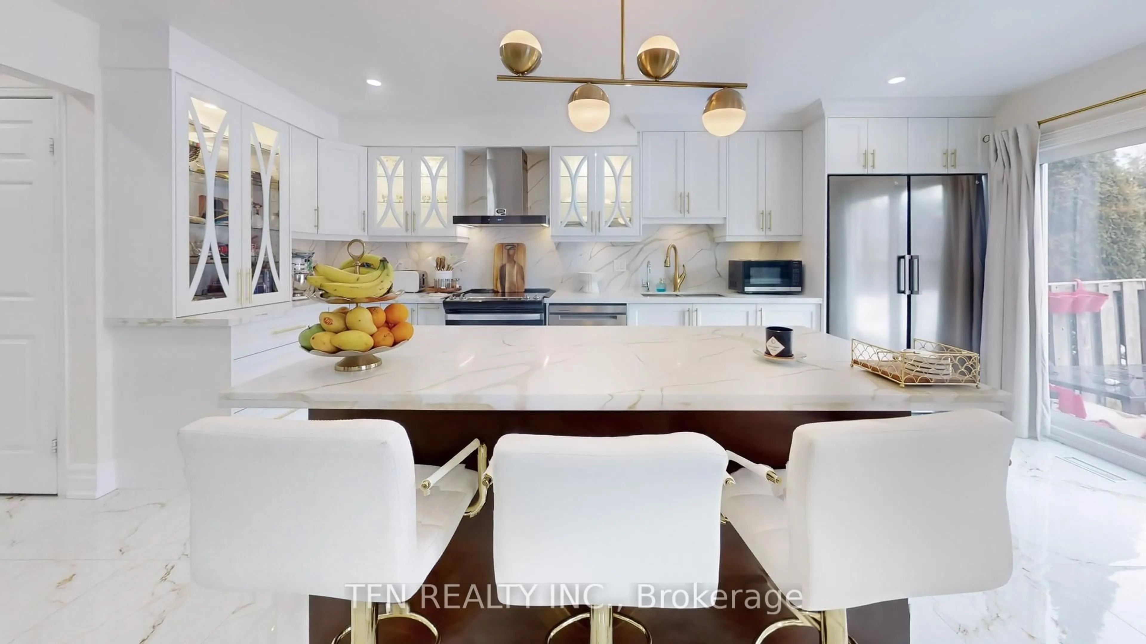 Contemporary kitchen, ceramic/tile floor for 311 Conley St, Vaughan Ontario L4J 2Z3