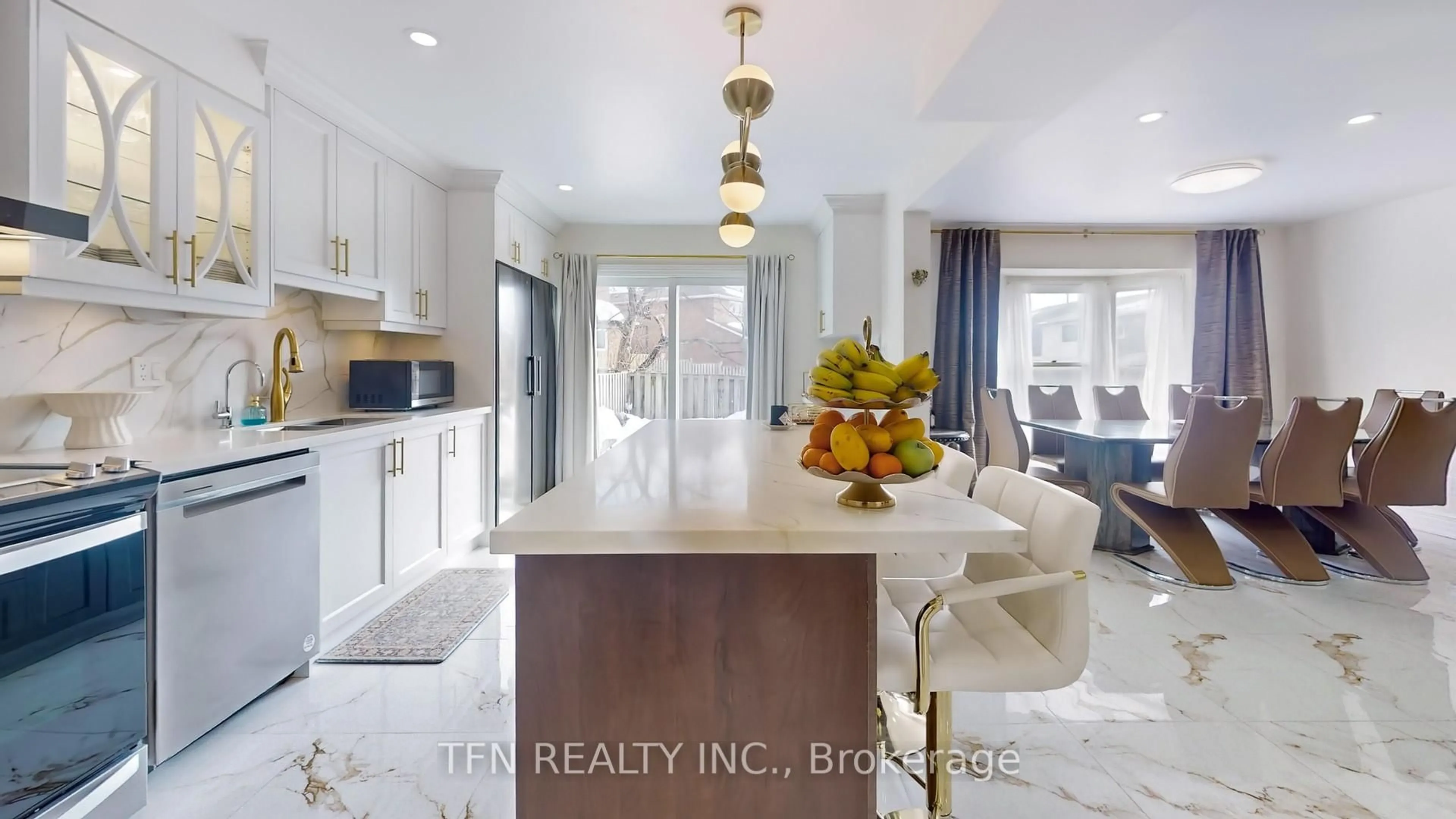 Open concept kitchen, ceramic/tile floor for 311 Conley St, Vaughan Ontario L4J 2Z3