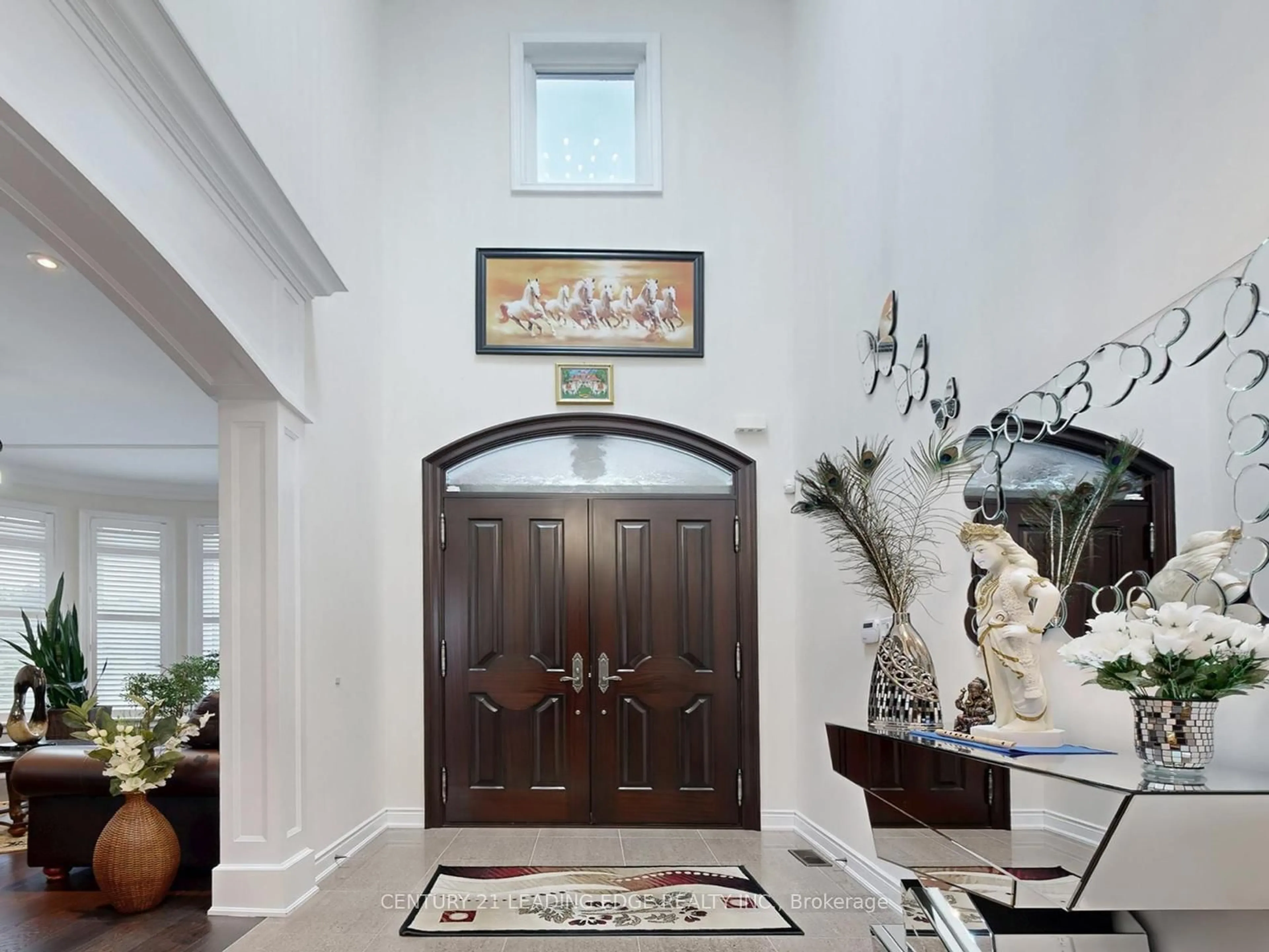 Indoor entryway for 60 Stonesthrow Cres, Uxbridge Ontario L0C 1A0