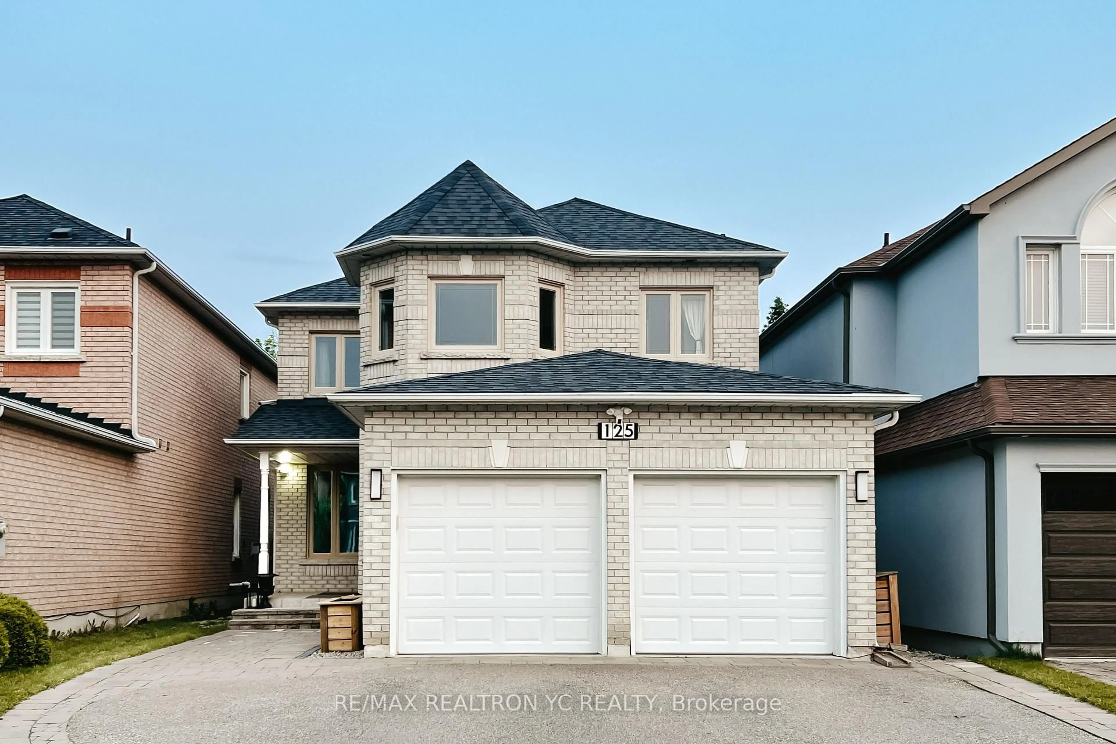 Home with brick exterior material, street for 125 Katerina Ave, Vaughan Ontario L4J 8H3