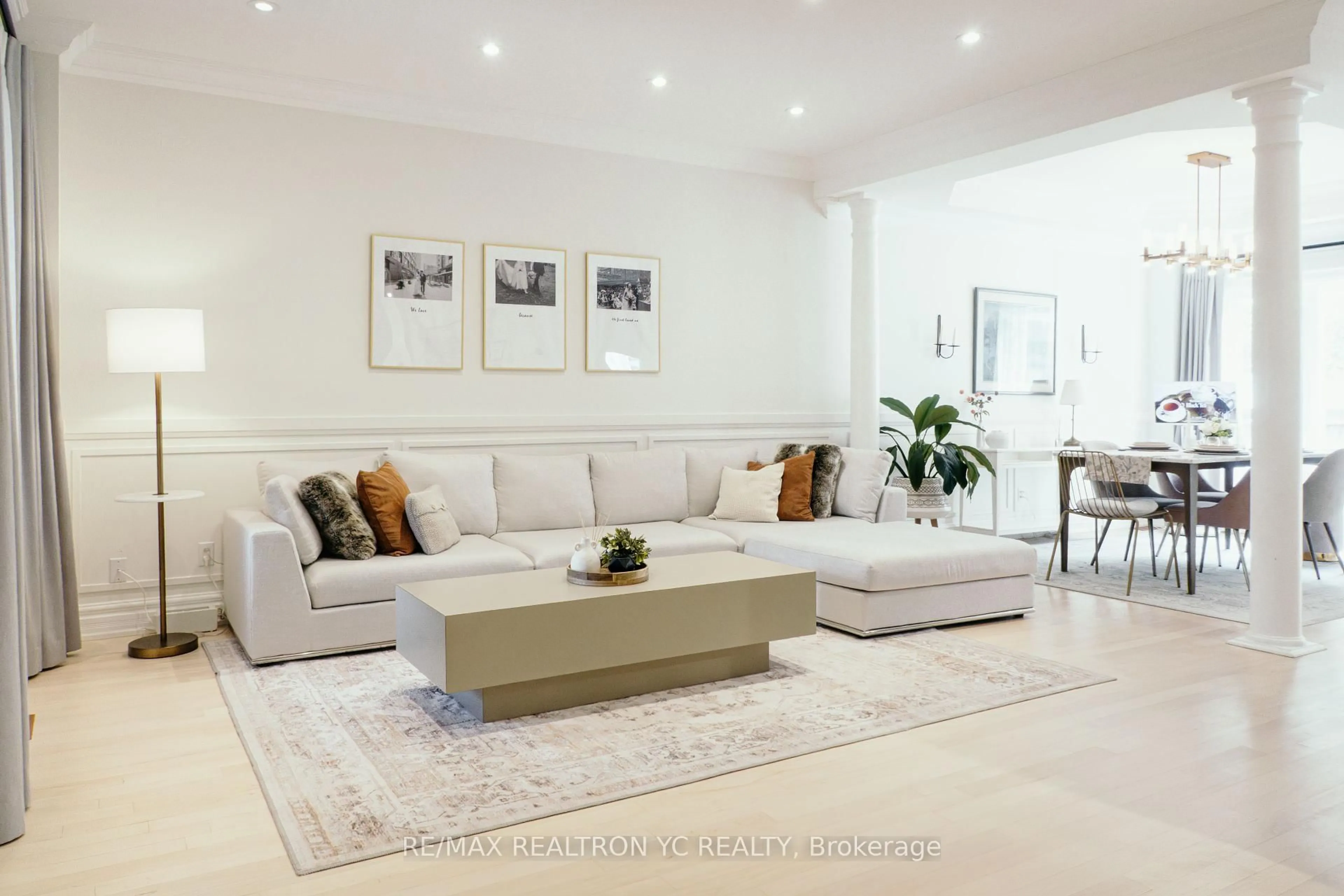 Living room with furniture, unknown for 125 Katerina Ave, Vaughan Ontario L4J 8H3