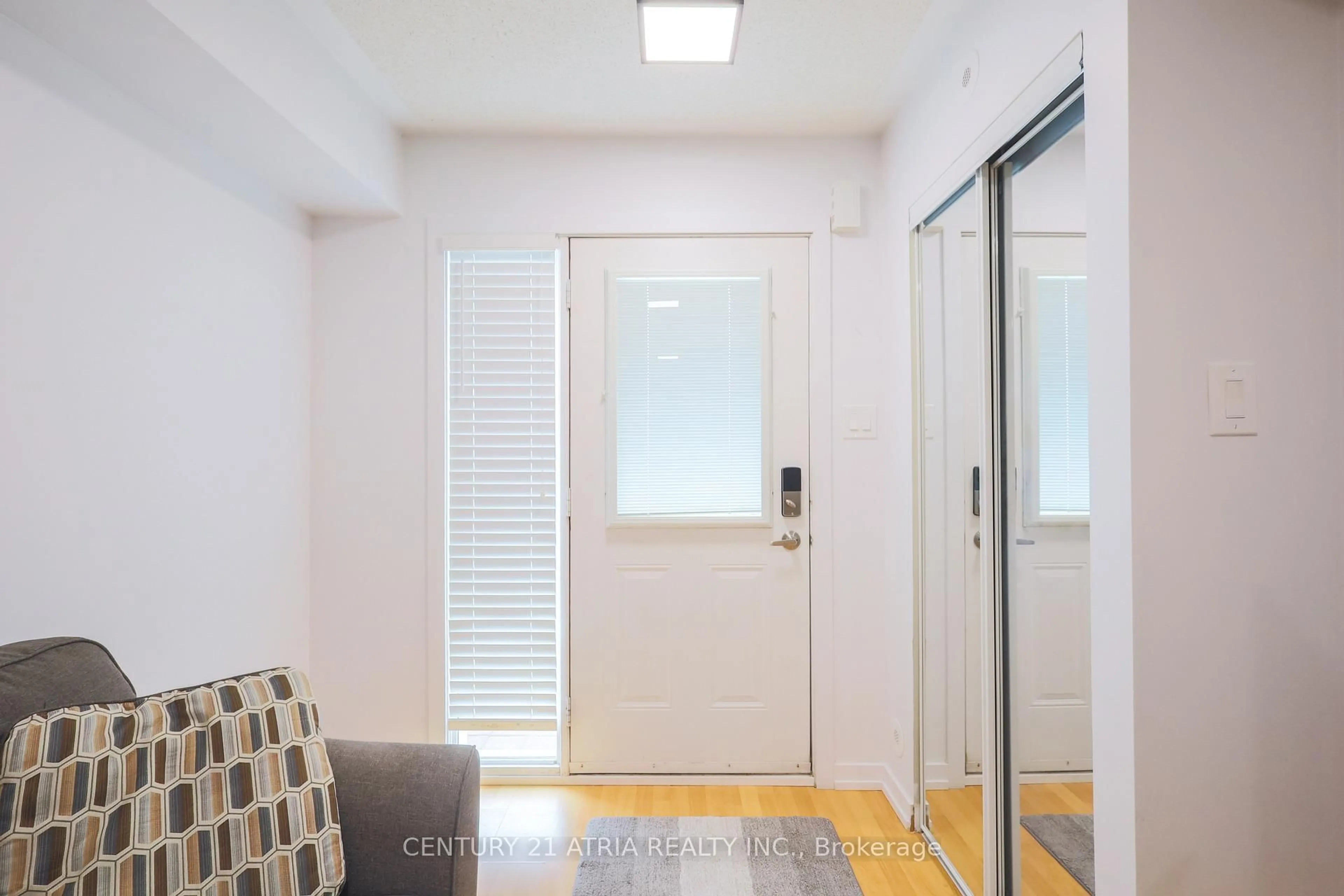 Indoor entryway for 150 Chancery Rd #93, Markham Ontario L6E 0C1