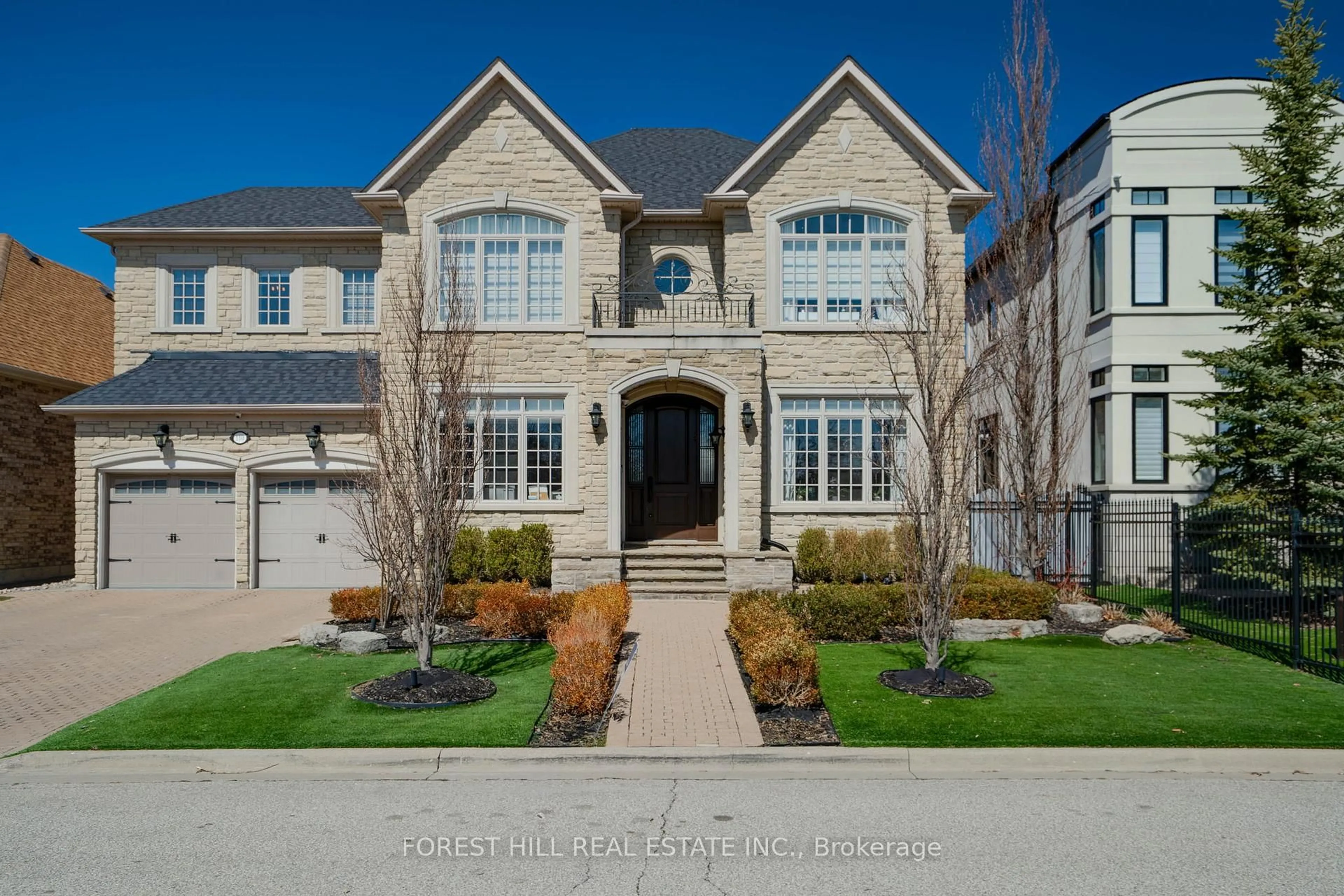 Home with brick exterior material, street for 110 Cook's Mill Cres, Vaughan Ontario L6A 0L1