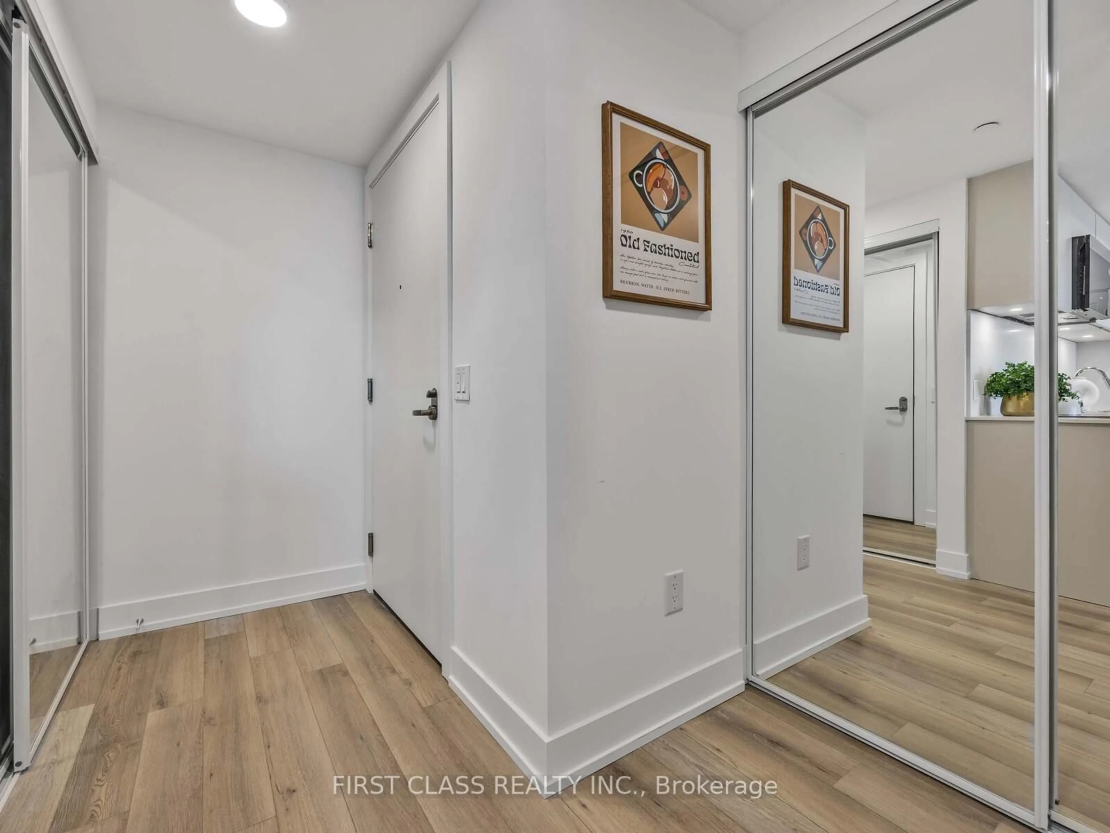 Indoor entryway for 9 Clegg Rd #1019, Markham Ontario L6G 0H3