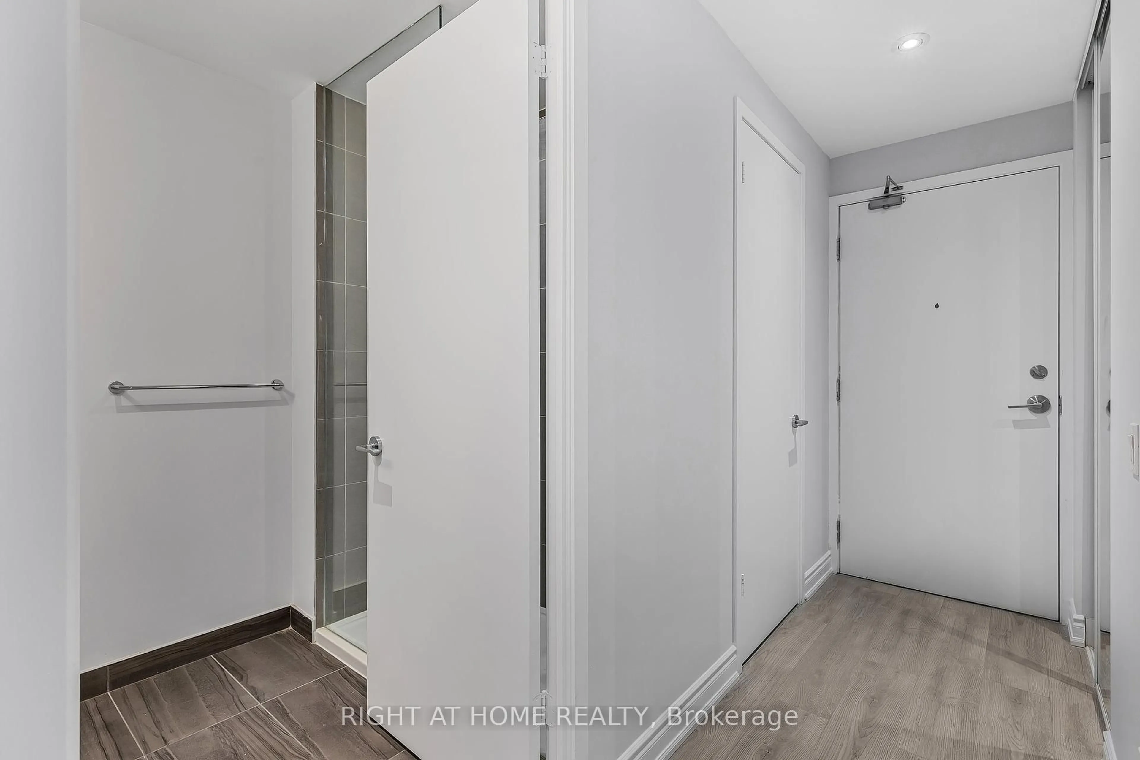 Unknown for 5 Buttermill Ave #3108, Vaughan Ontario L4K 0J5