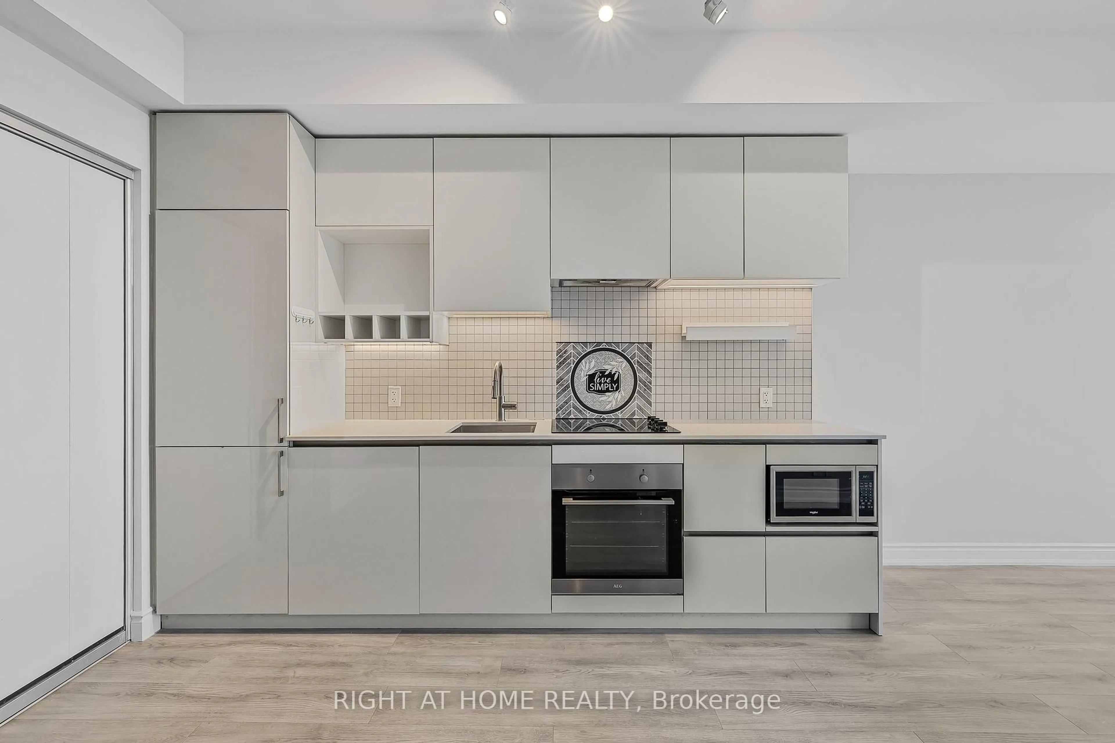 Standard kitchen, wood/laminate floor for 5 Buttermill Ave #3108, Vaughan Ontario L4K 0J5