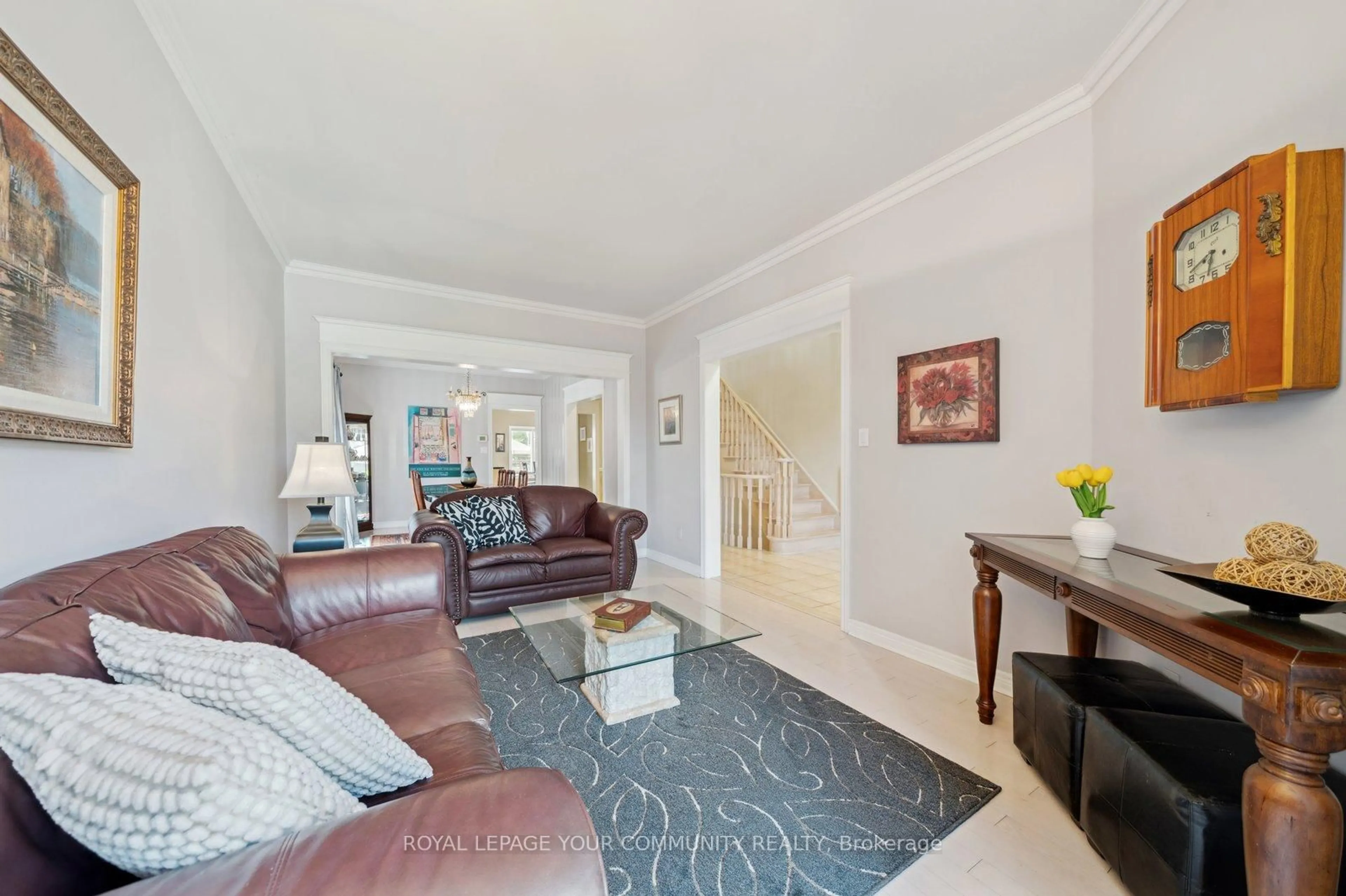 Living room with furniture, unknown for 160 Sweet Water Cres, Richmond Hill Ontario L4S 2B5