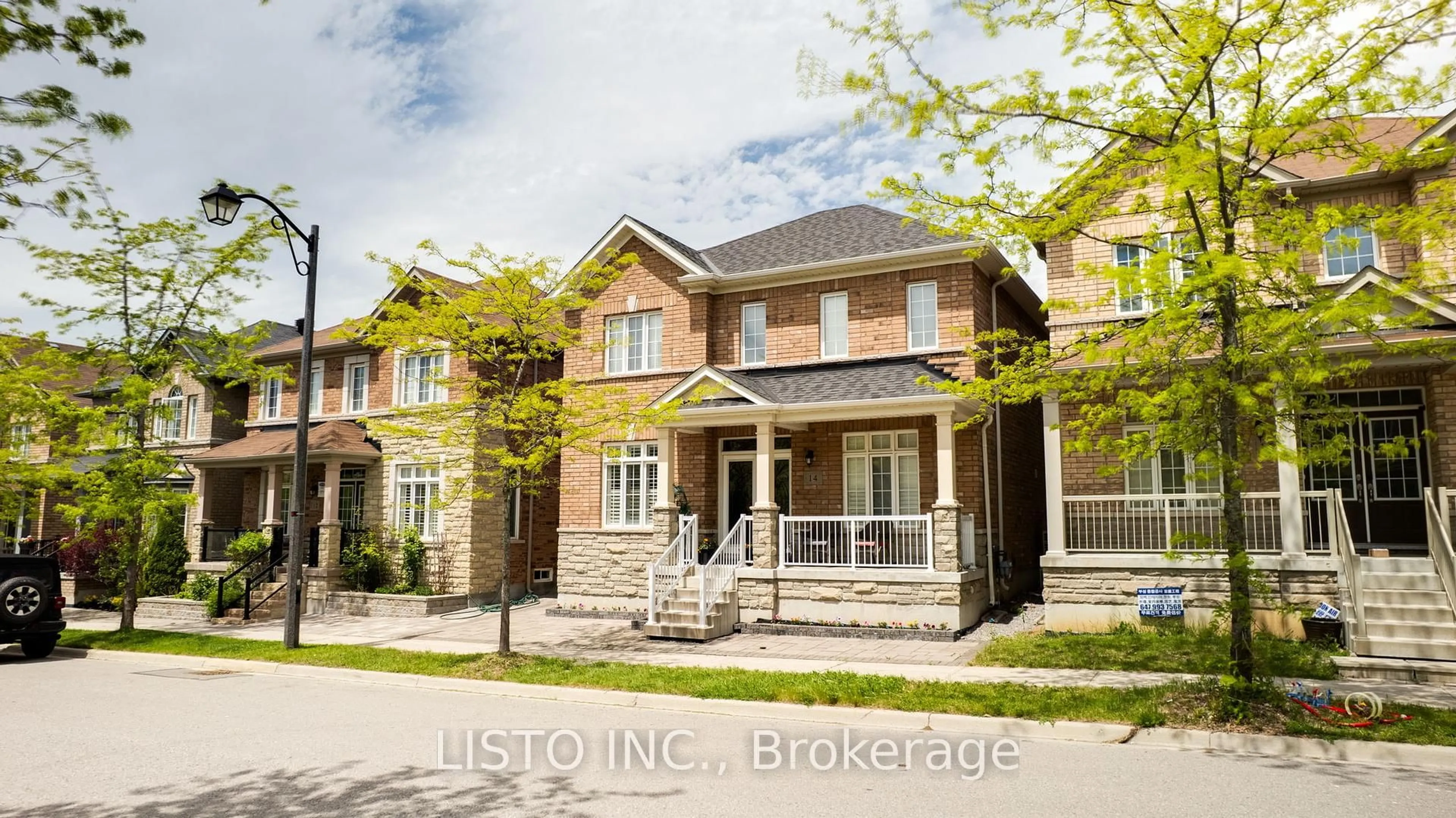 Home with brick exterior material, street for 14 Sunnyside Hill Rd, Markham Ontario L6B 0X4