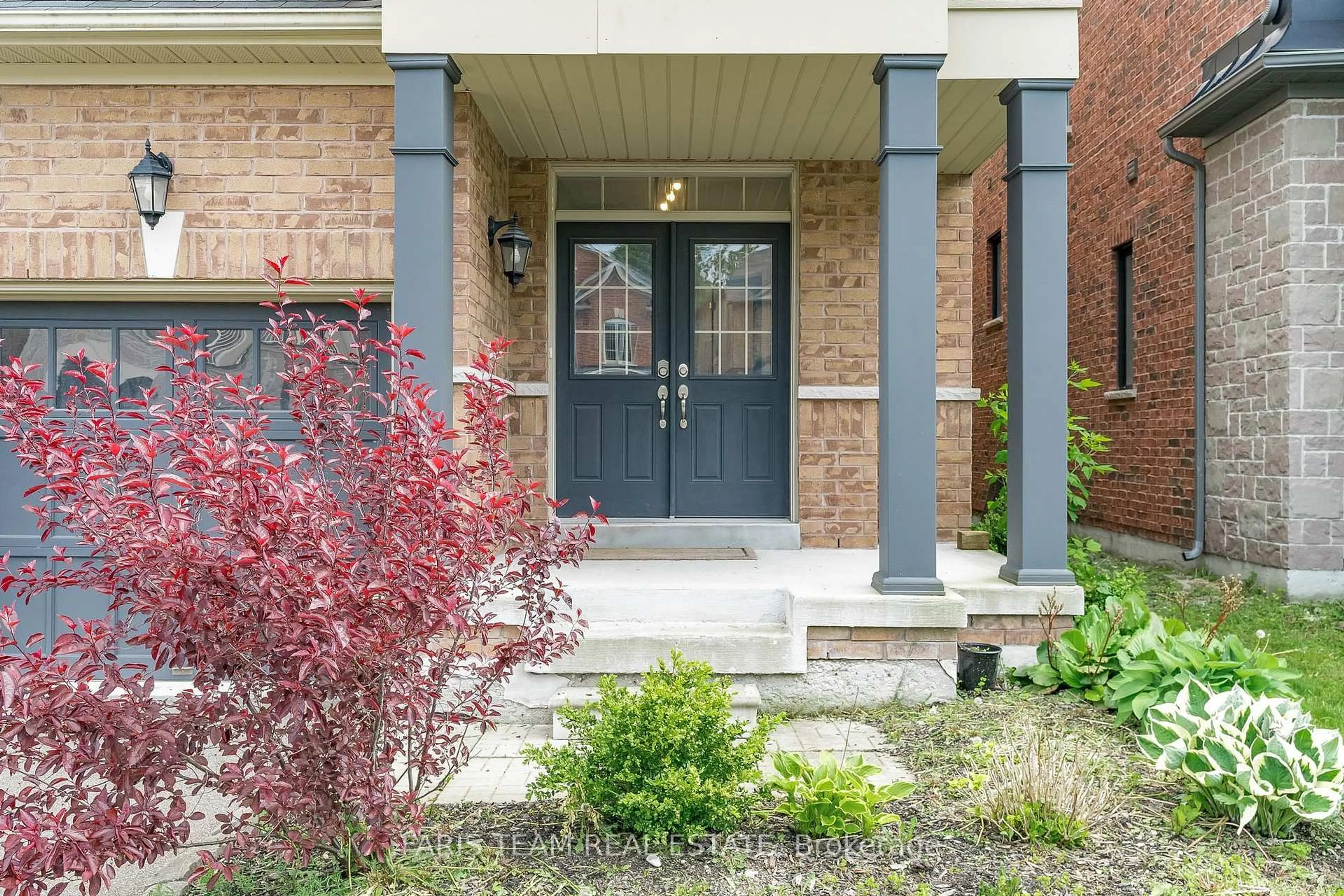 Home with brick exterior material, street for 1025 Abram Crt, Innisfil Ontario L9S 0K3