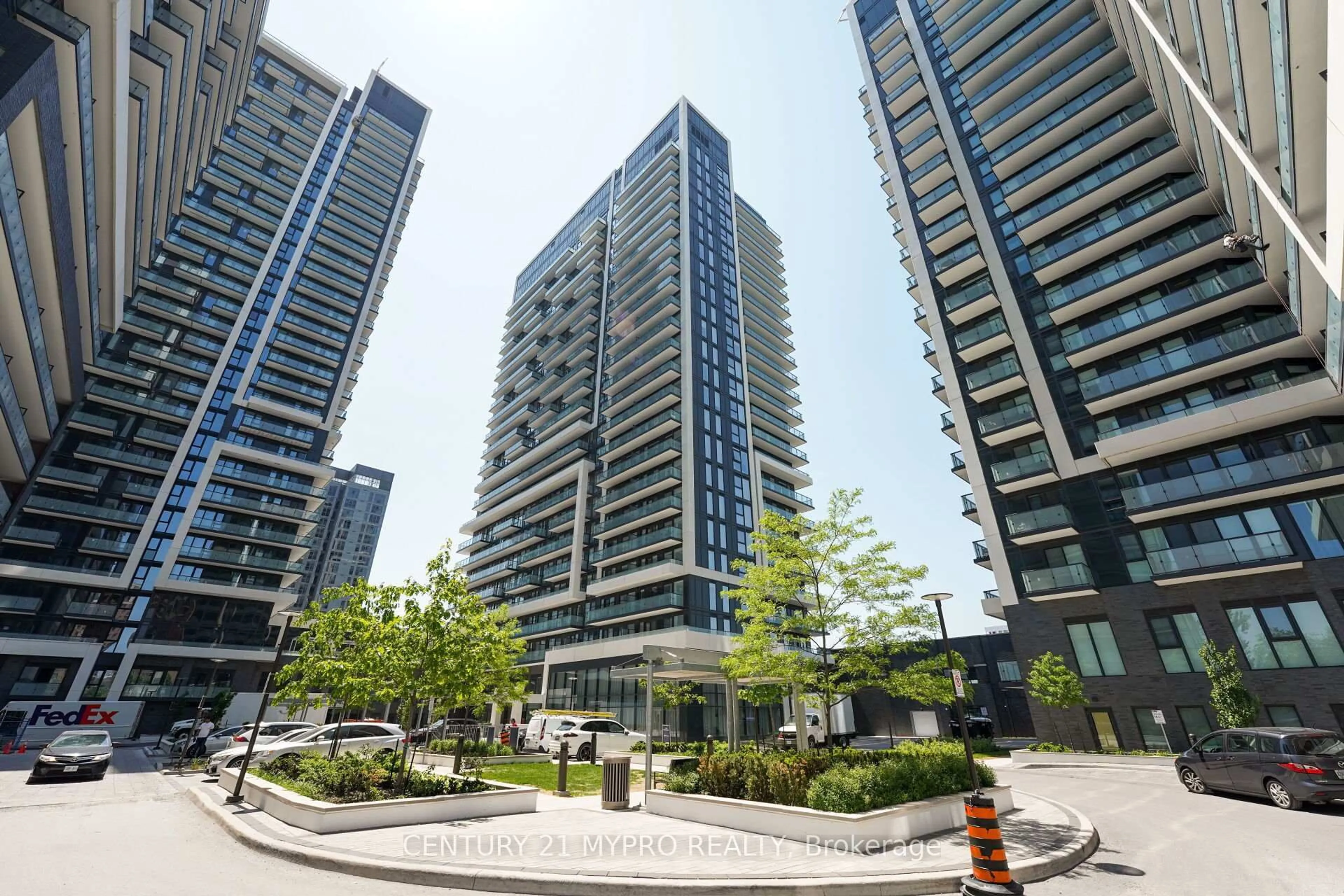 Unknown for 95 Oneida Cres #402, Richmond Hill Ontario L4B 0H5