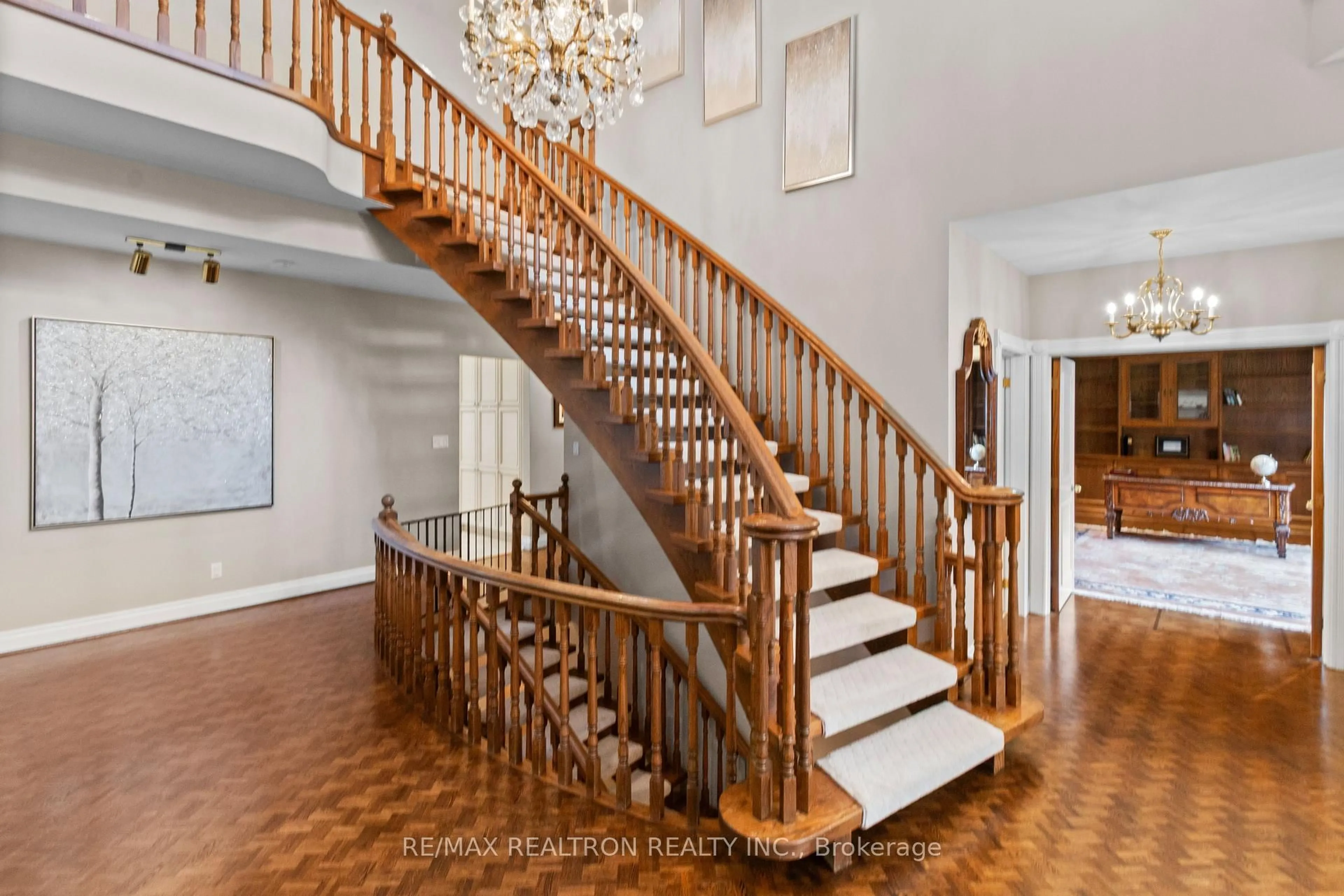 Unknown for 12 Moodie Dr, Richmond Hill Ontario L4C 8C9