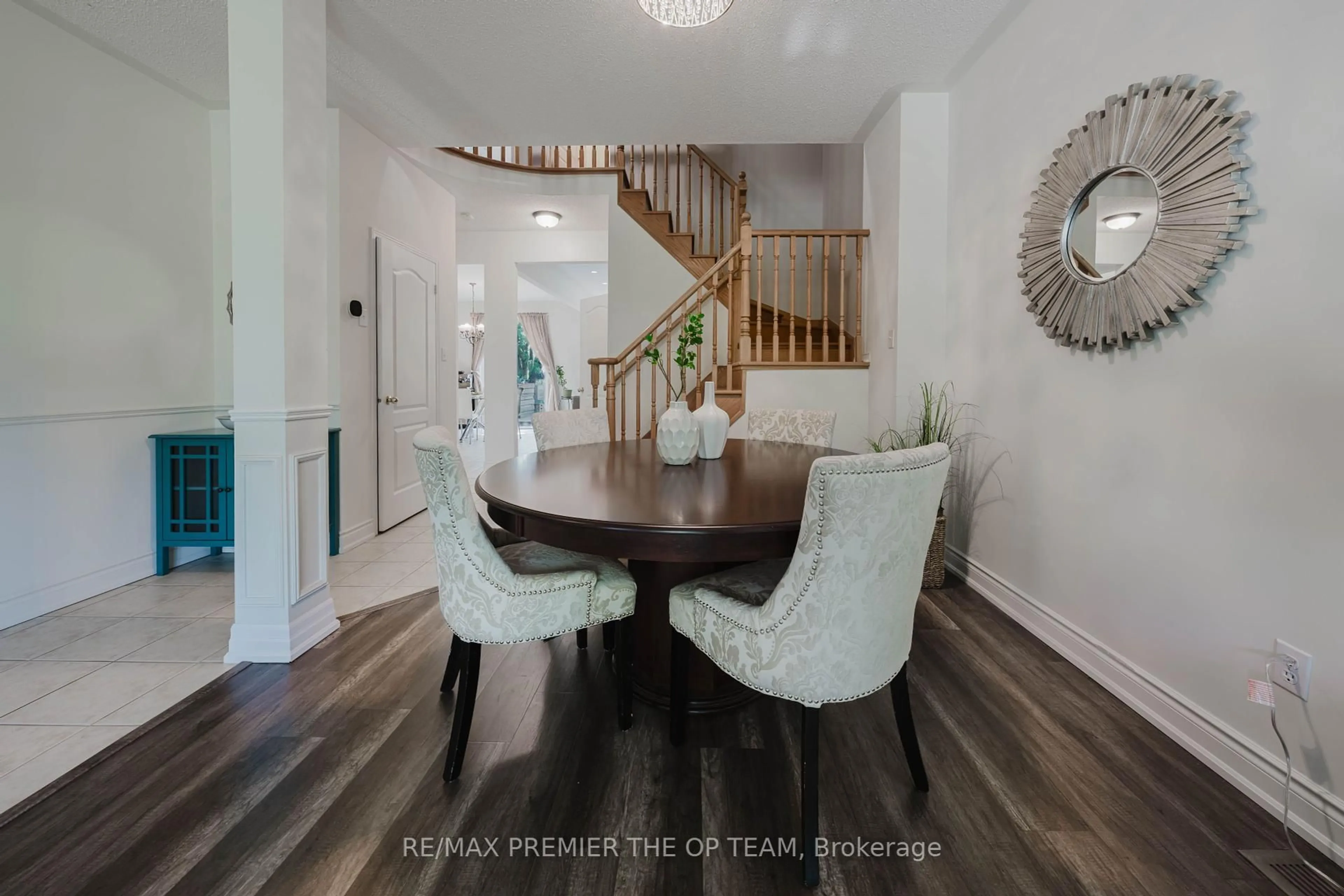 Dining room, unknown for 328 Napa Valley Ave, Vaughan Ontario L4H 1Y7