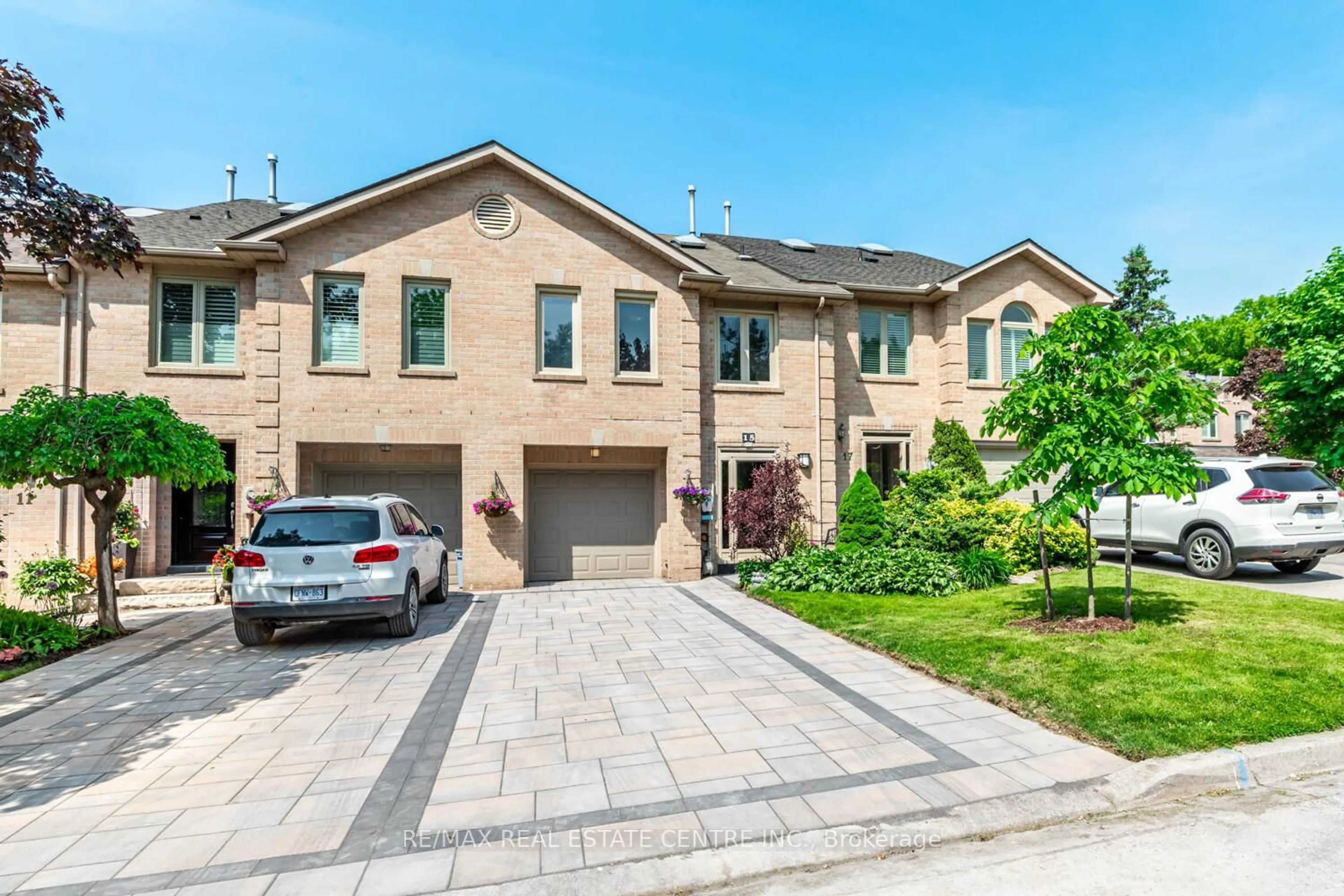 Home with brick exterior material, street for 15 Rockingham Crt, Markham Ontario L3T 7R8