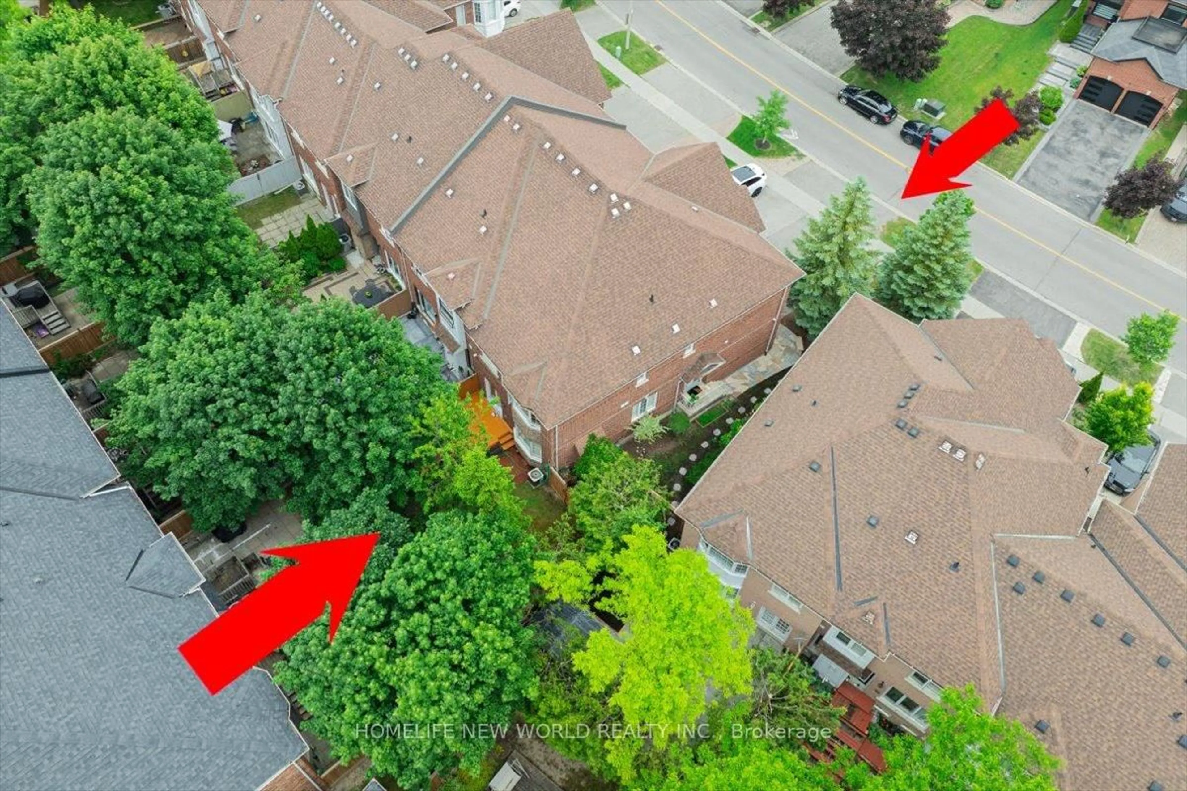 A pic from outside/outdoor area/front of a property/back of a property/a pic from drone, unknown for 12 Casa Grande St, Richmond Hill Ontario L4S 1R5