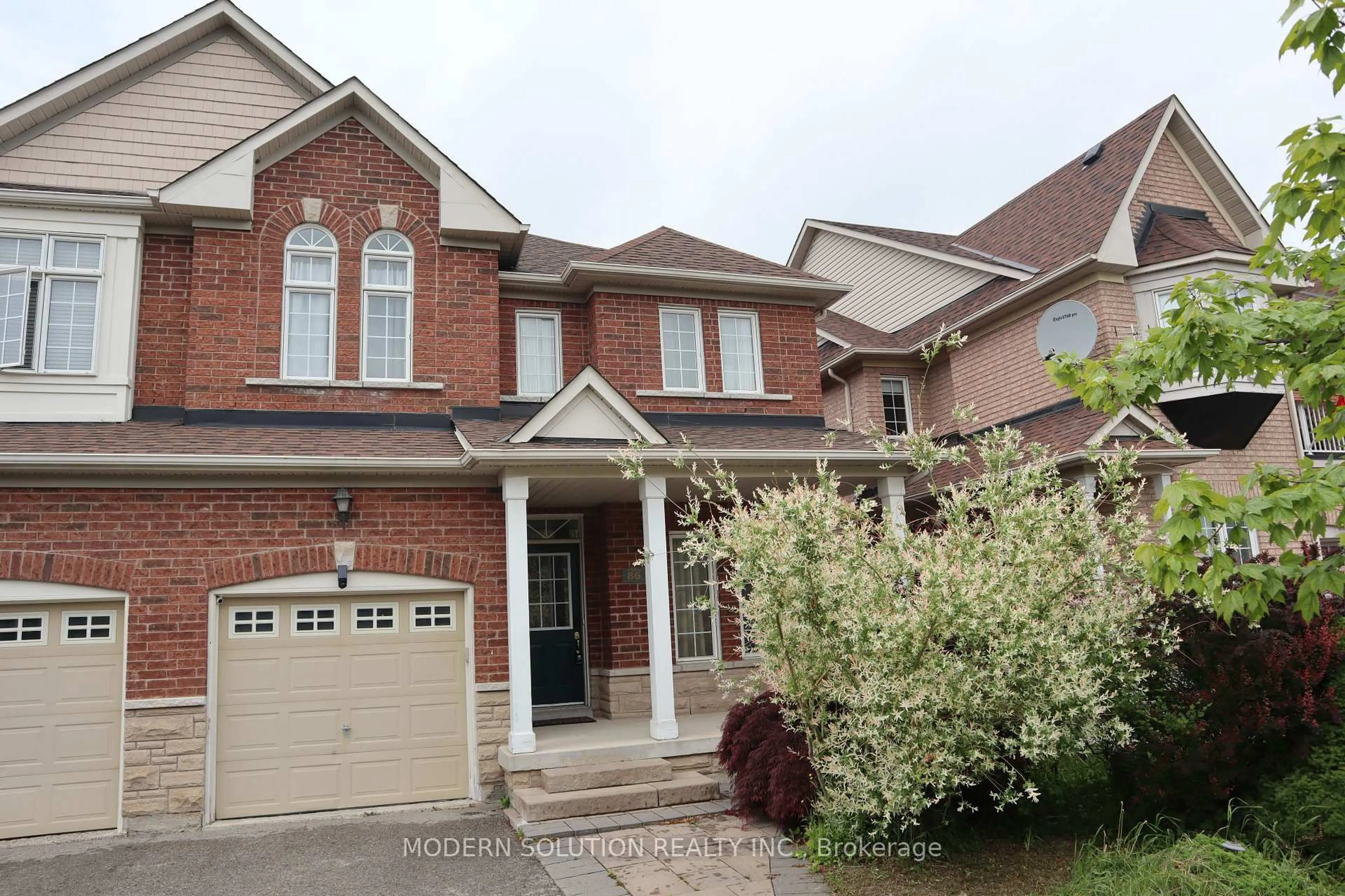 Home with brick exterior material, street for 86 Lebovic Dr, Richmond Hill Ontario L4E 5C1