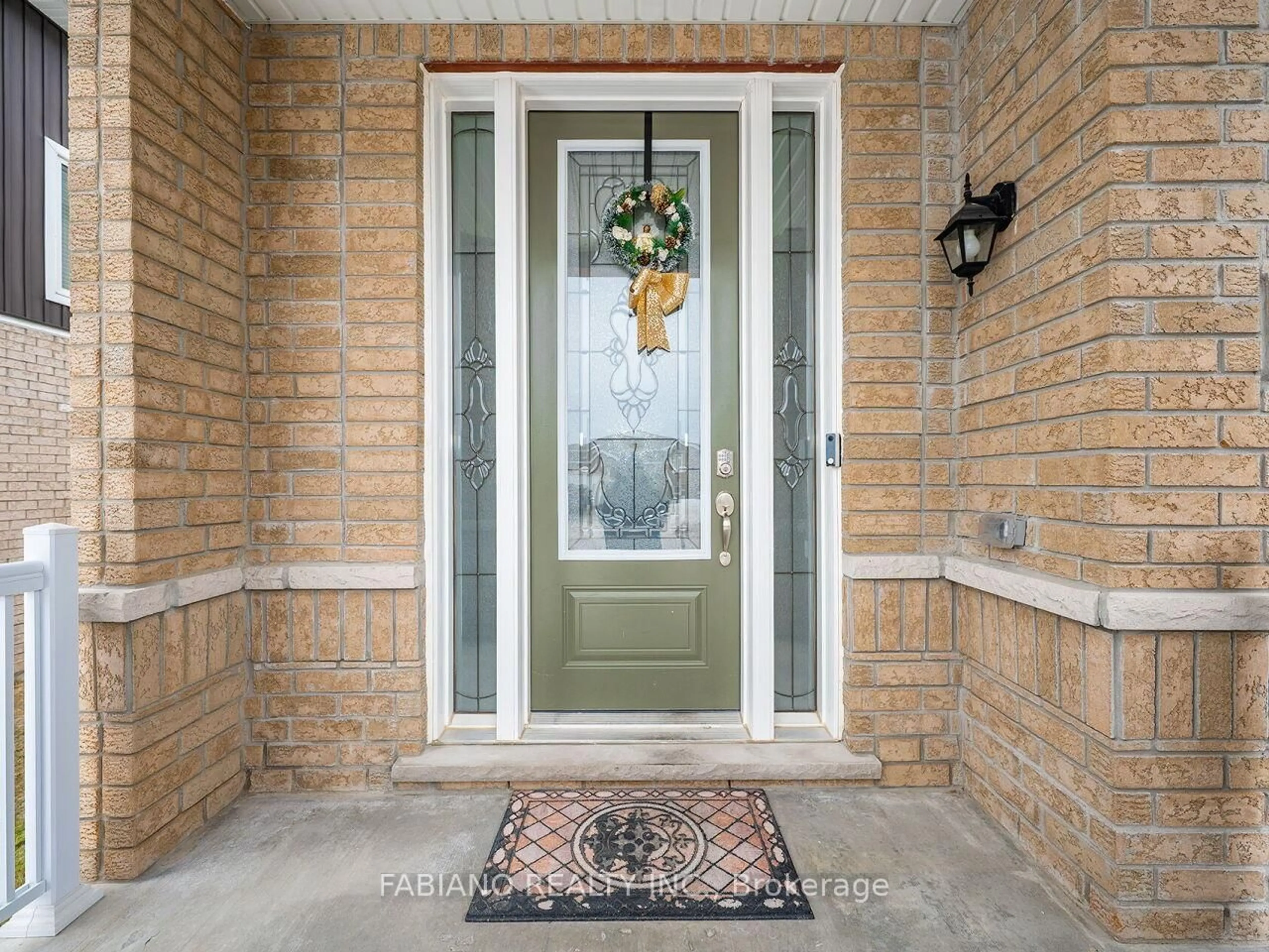 Indoor entryway for 55 Elphick St, Essa Ontario L0M 1B6