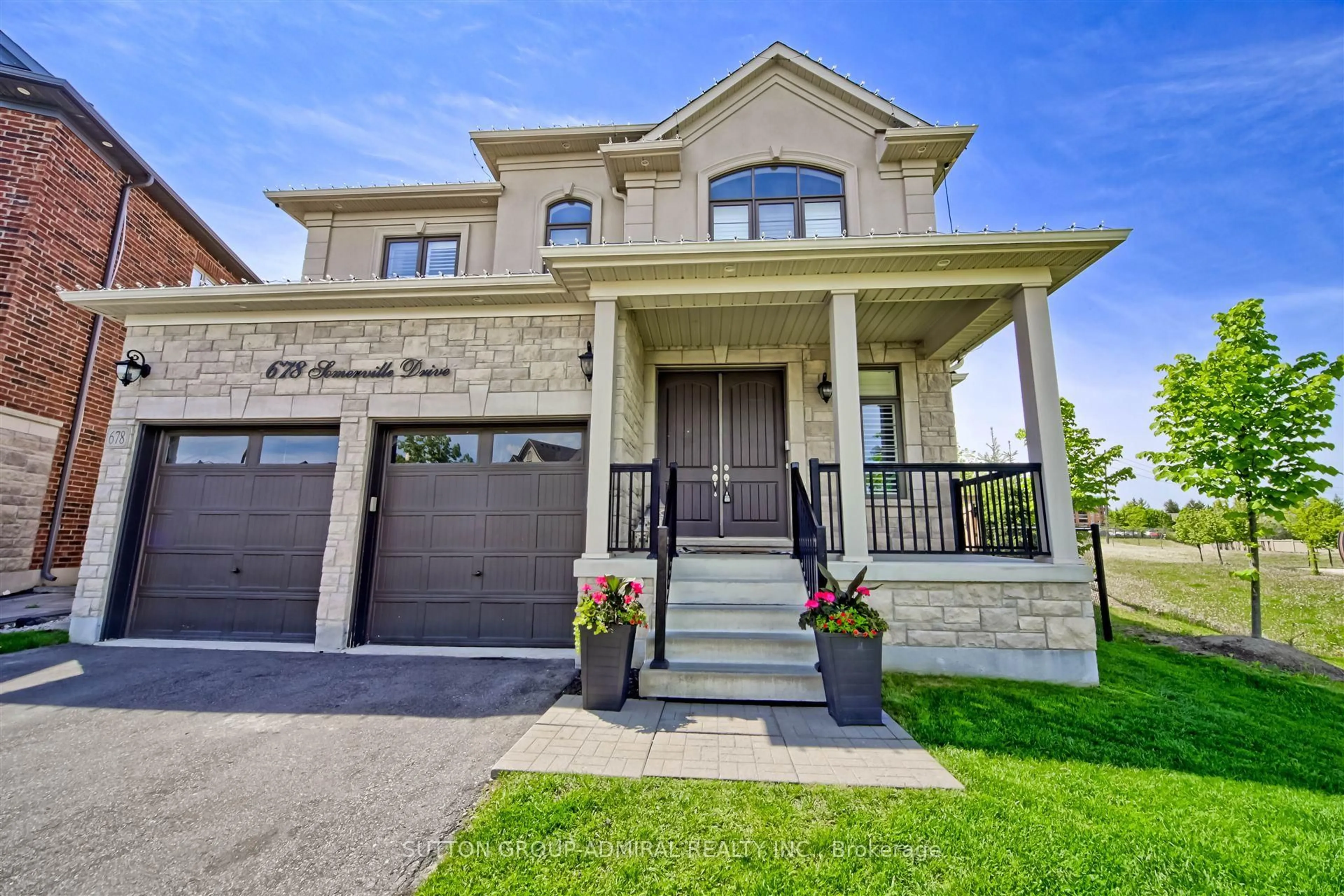 Home with brick exterior material, street for 678 Somerville Dr, Newmarket Ontario L3X 0J6