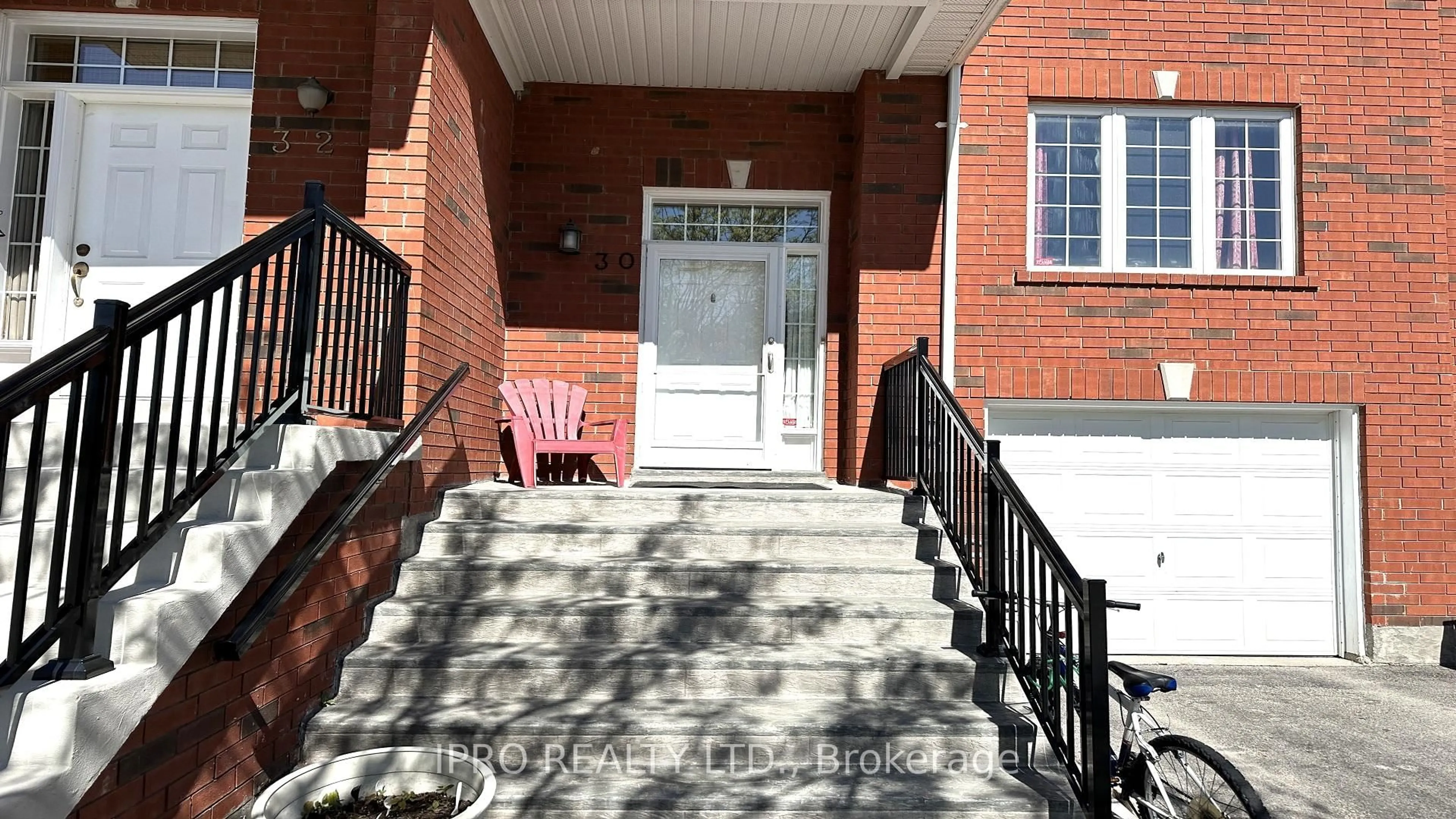 Unknown for 30 Village Green Lane, Bradford West Gwillimbury Ontario L3Z 3E7