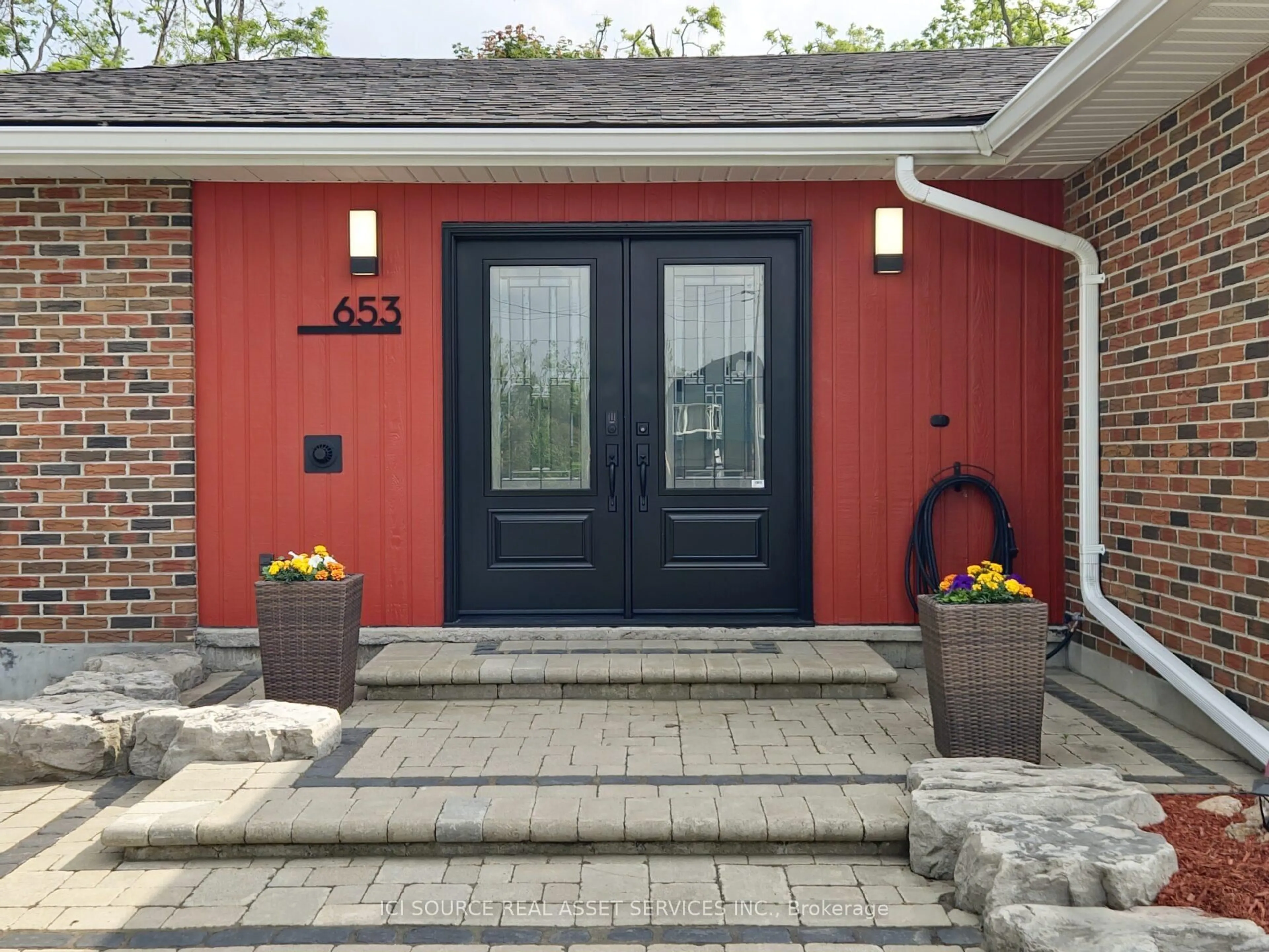 Unknown for 653 Simcoe St, Brock Ontario L0K 1A0