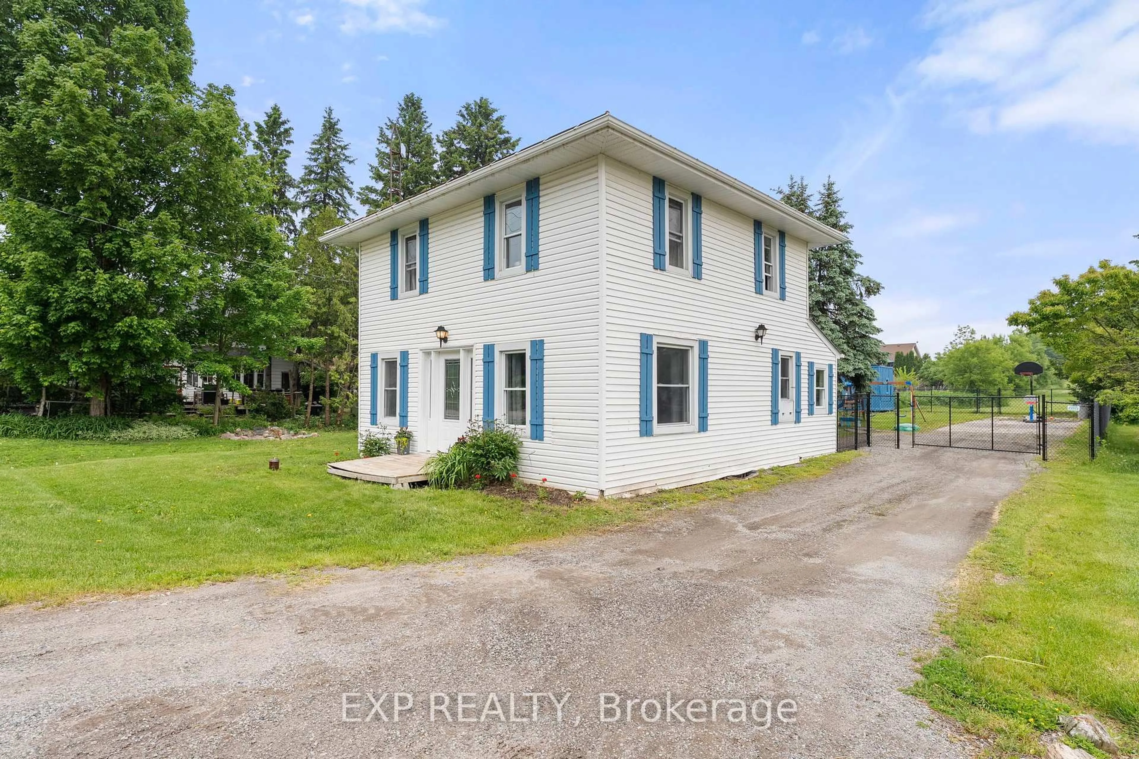 A pic from outside/outdoor area/front of a property/back of a property/a pic from drone, building for 11027 Simcoe St, Brock Ontario L0C 1H0