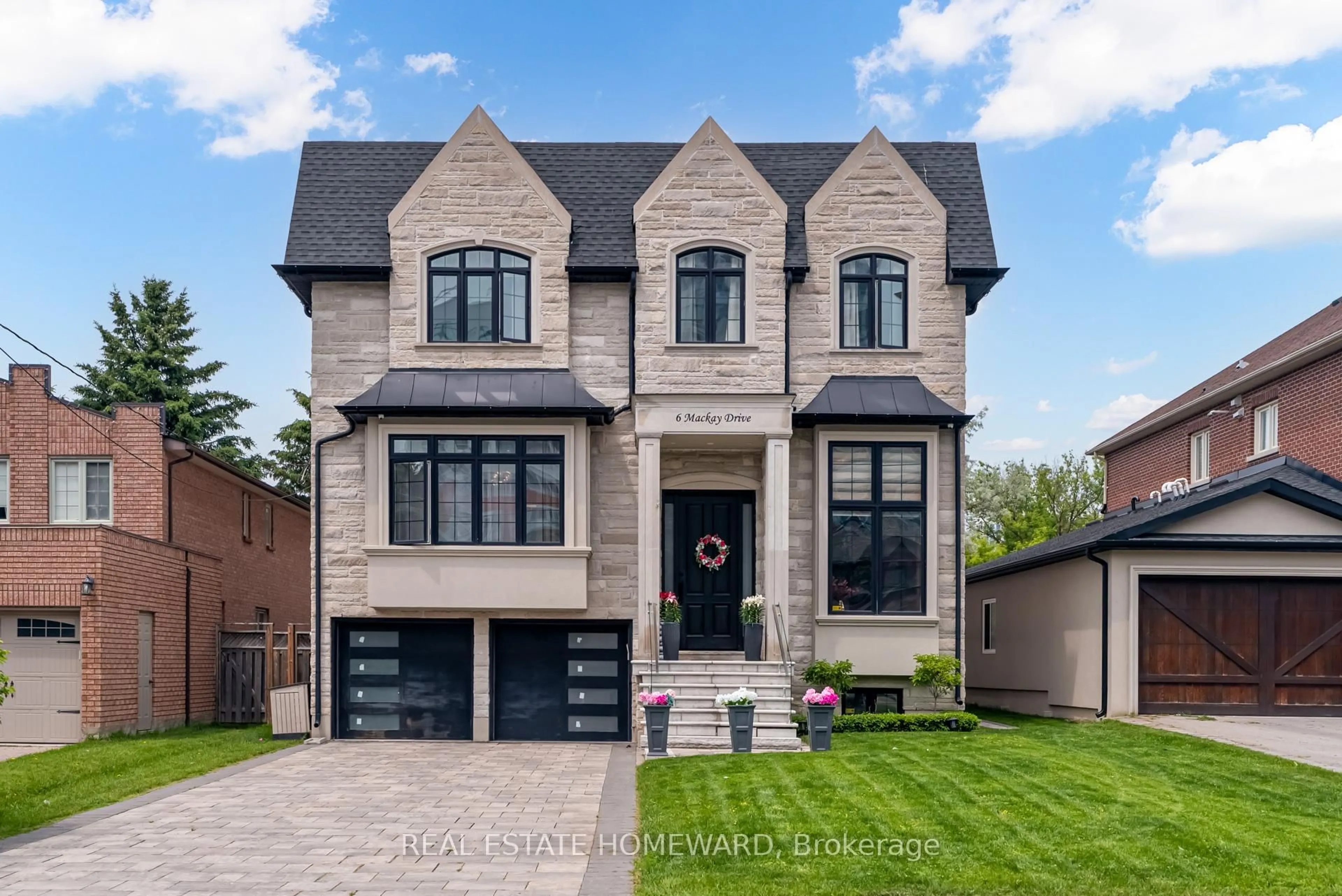 Home with brick exterior material, street for 6 Mackay Dr, Richmond Hill Ontario L4C 6P1