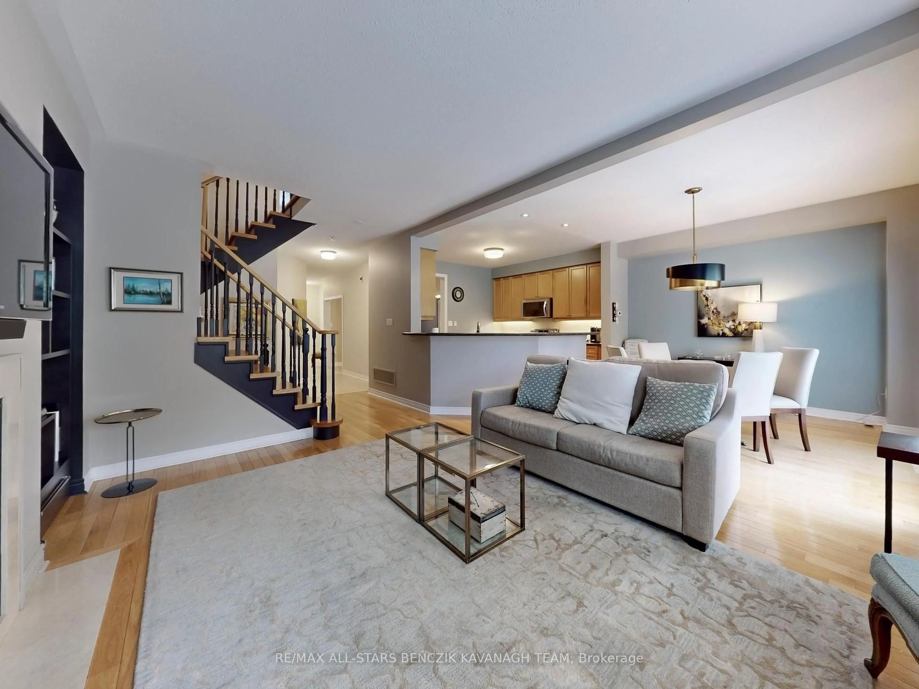 Living room with furniture, unknown for 111 Louisbourg Way, Markham Ontario L6E 2A2