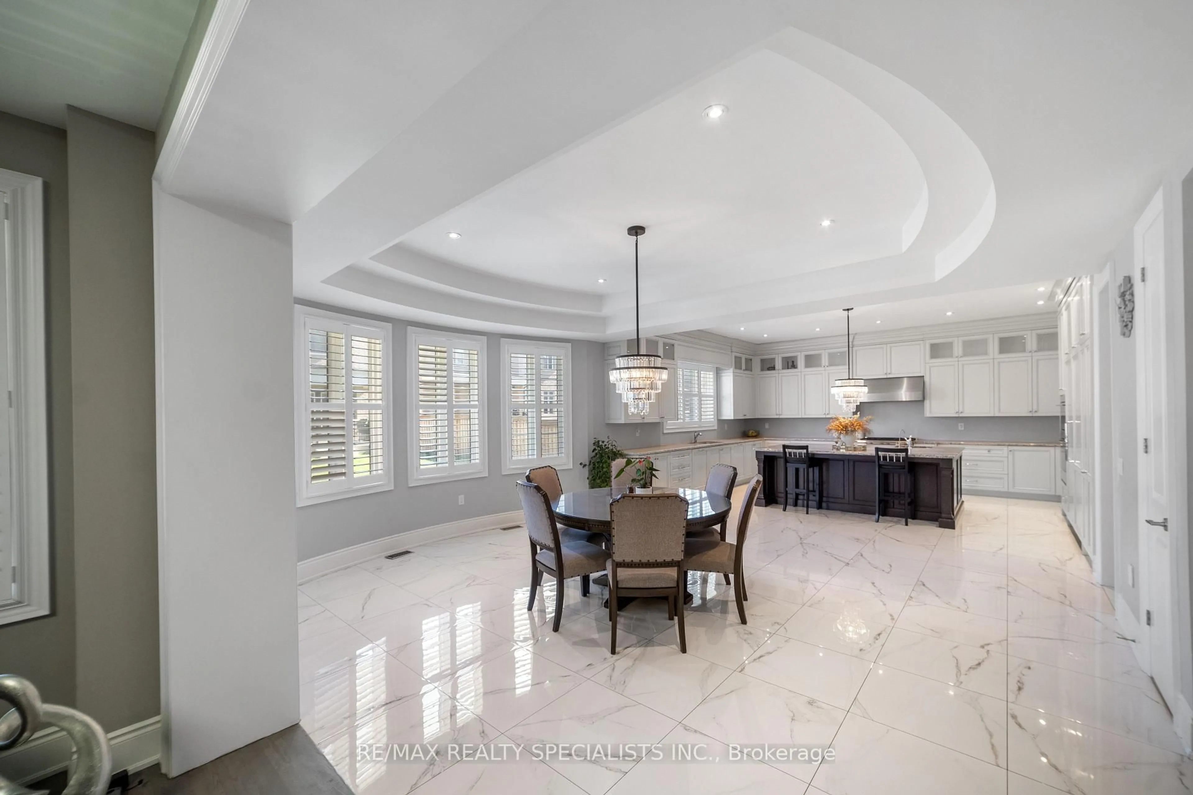 Open concept kitchen, ceramic/tile floor for 71 Nave St, Vaughan Ontario L4H 3N5