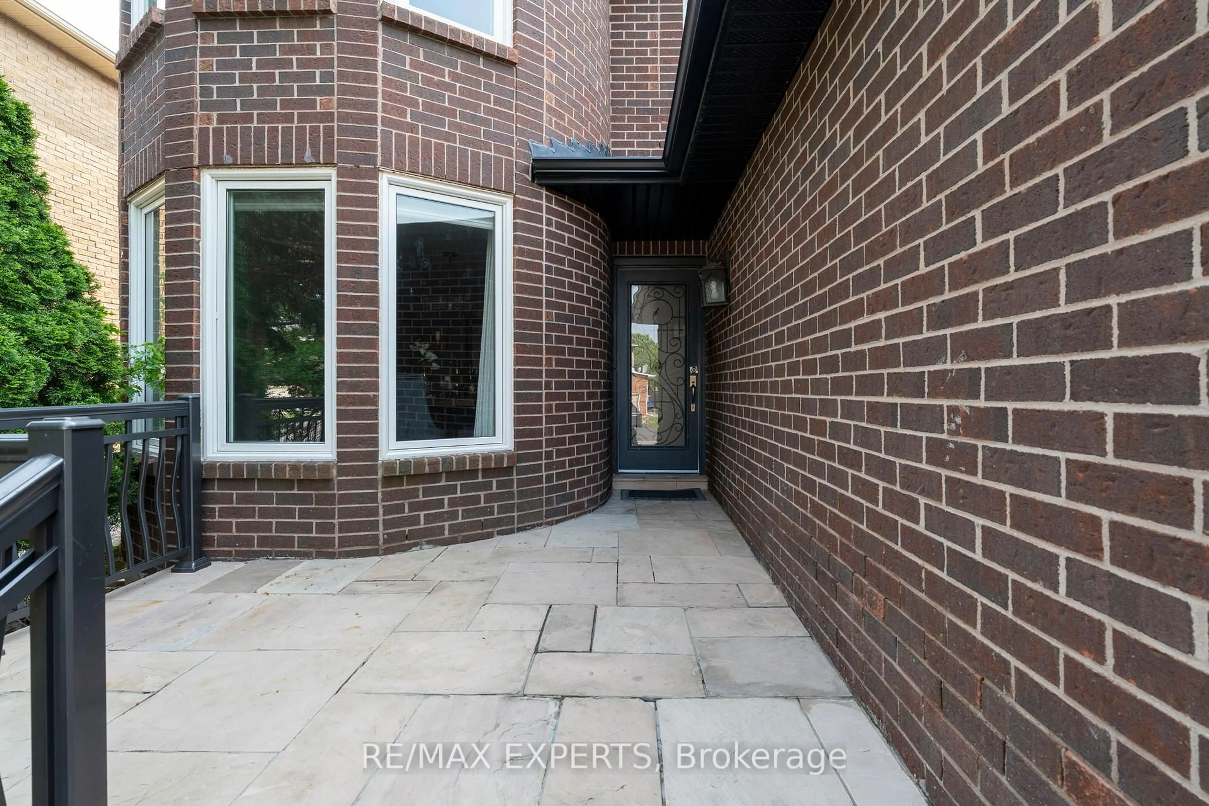 Home with brick exterior material, street for 231 Ridgefield Cres, Vaughan Ontario L6A 1J6