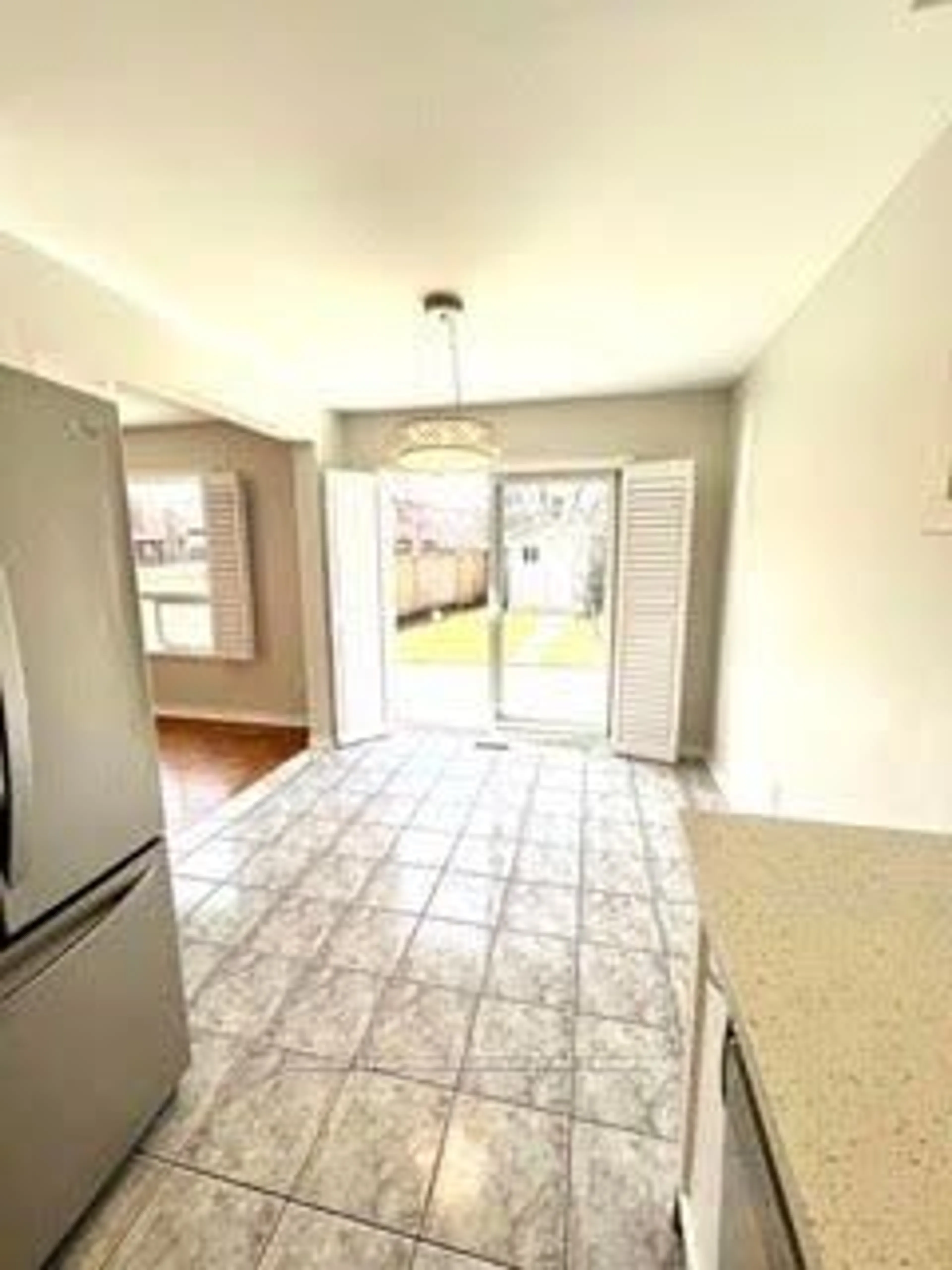 A pic of a room for 128 Melville Ave, Vaughan Ontario L6A 1Y9