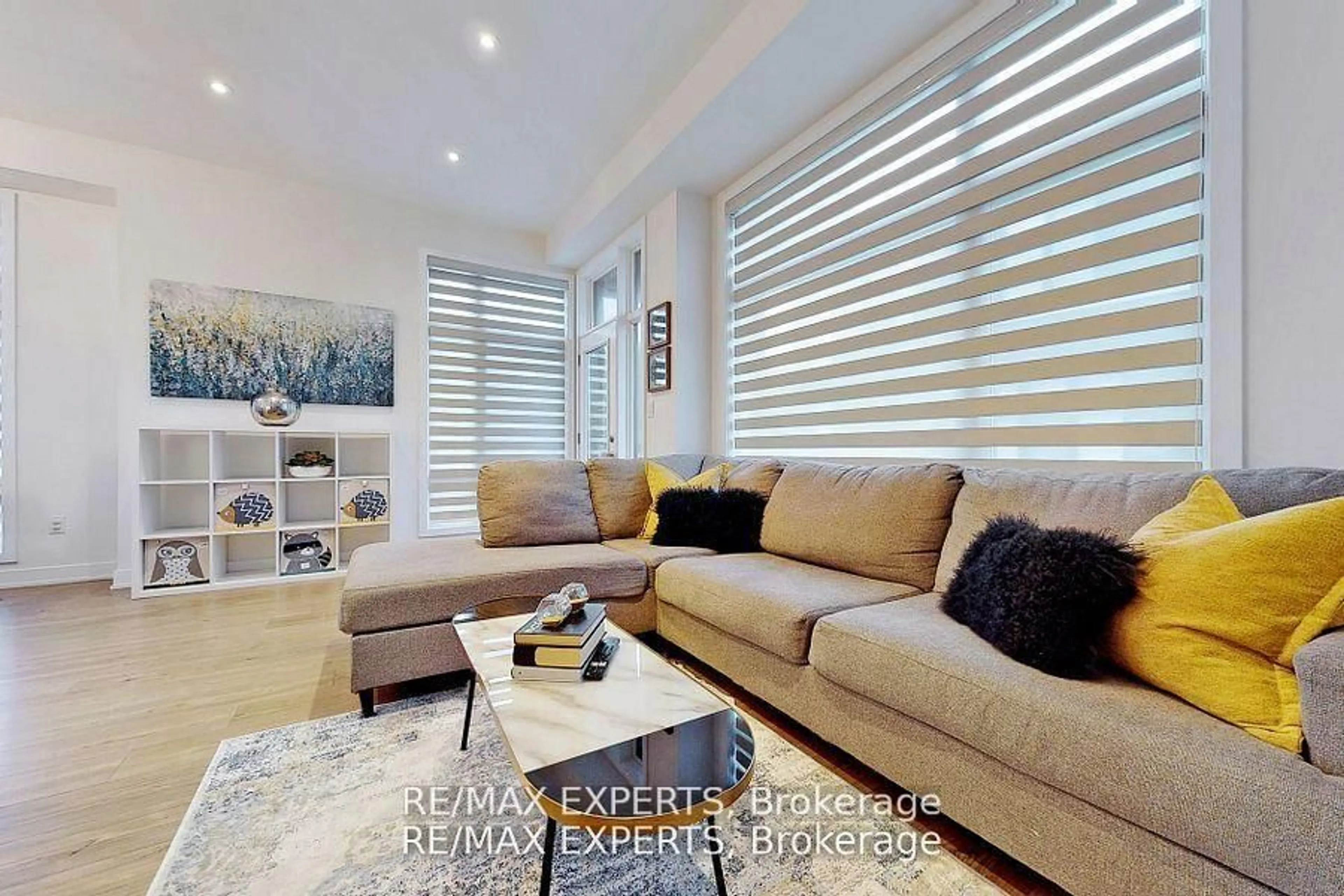 Living room with furniture, unknown for 54 Carpaccio Ave, Vaughan Ontario L4H 4R5