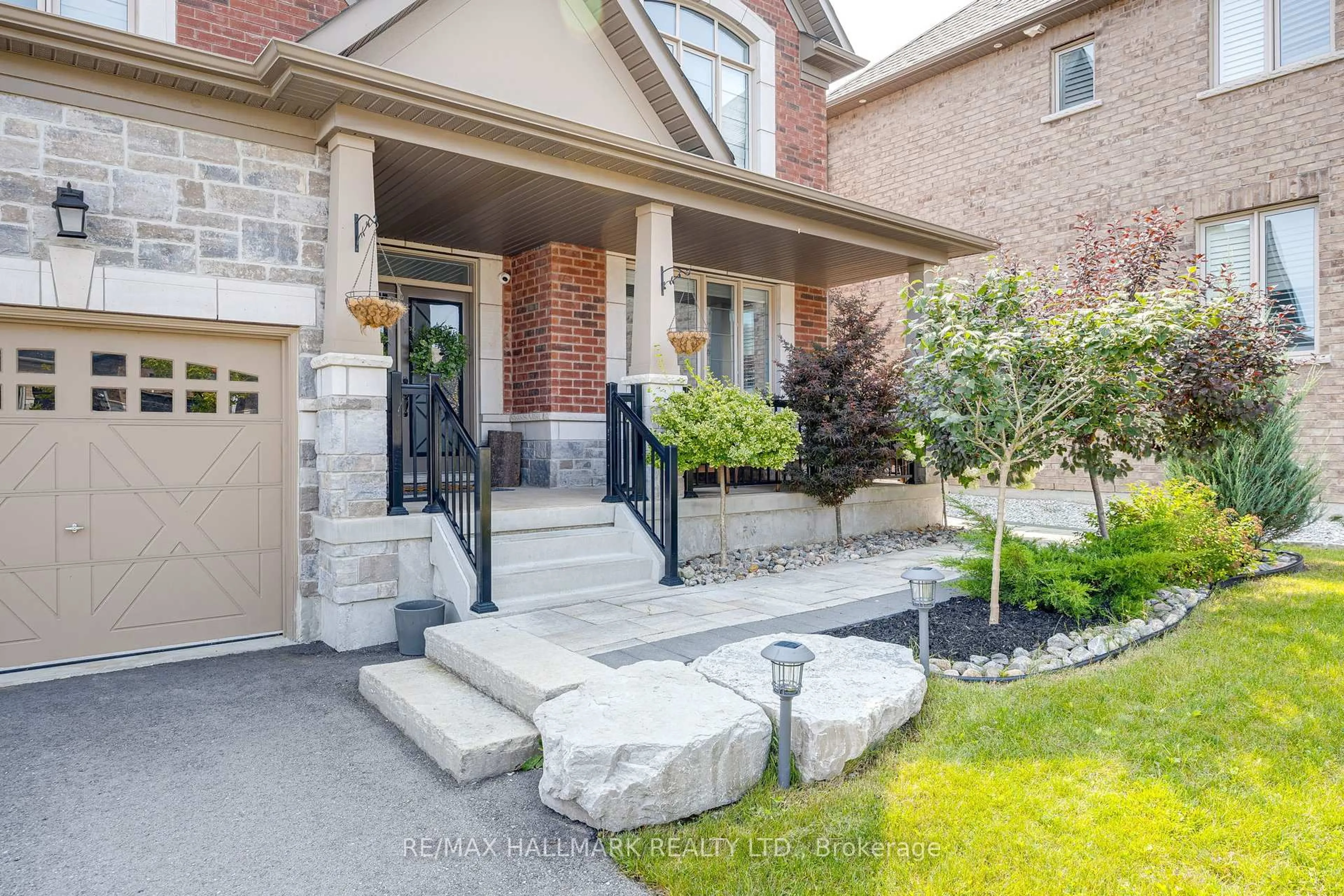 Home with brick exterior material, street for 1323 Butler St, Innisfil Ontario L9S 0L4