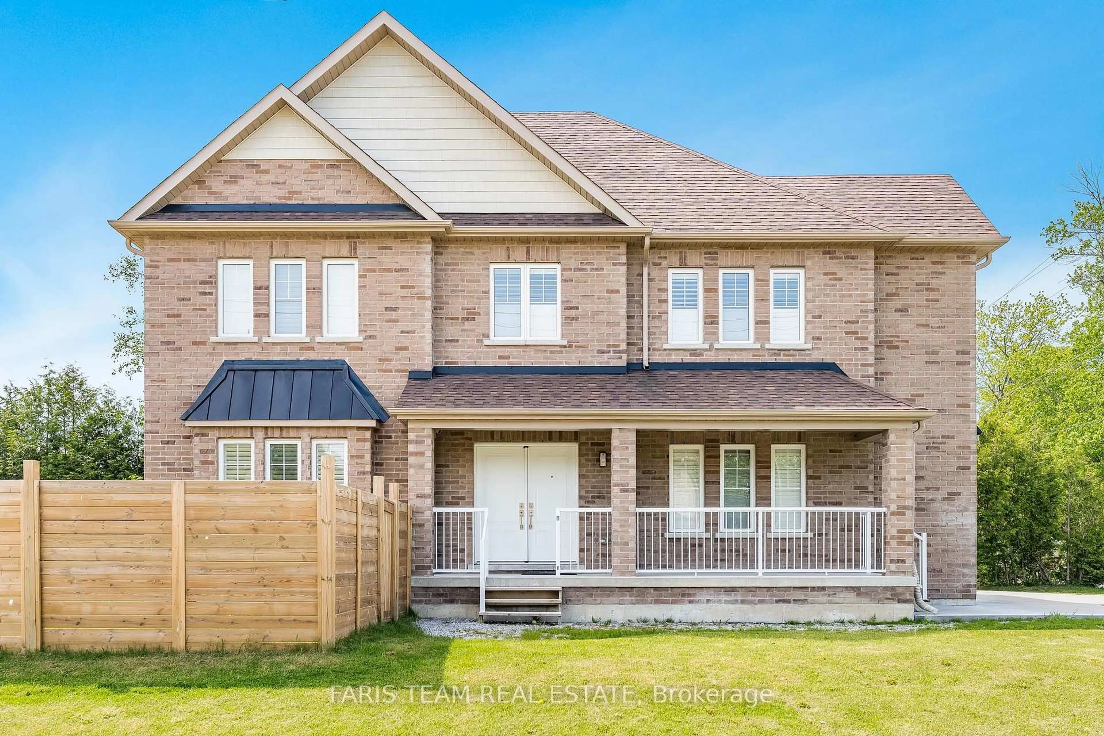 Home with brick exterior material, unknown for 3B George St, Innisfil Ontario L0L 1L0