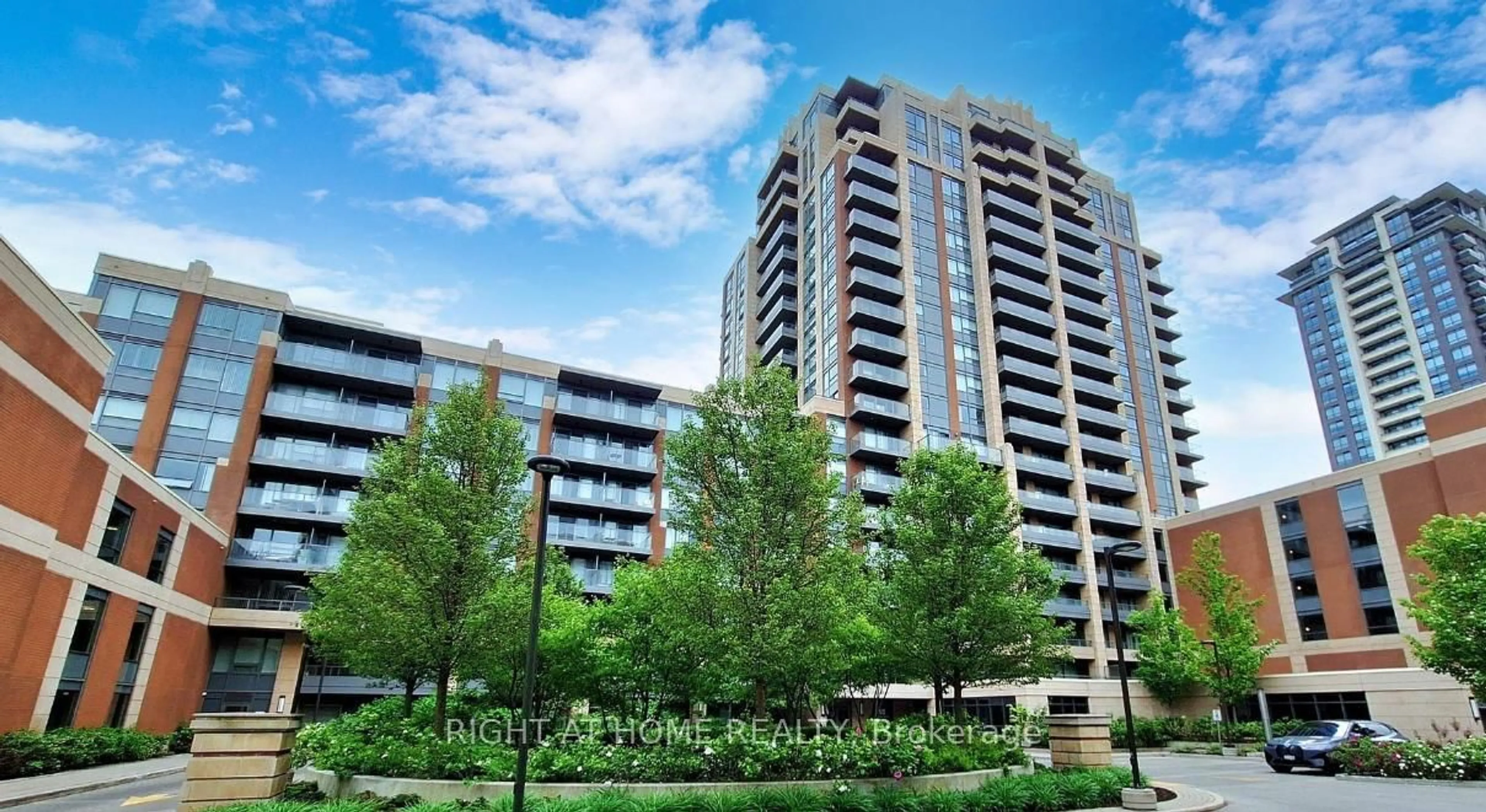 Unknown for 18 Uptown Dr #826, Markham Ontario L3R 5M5