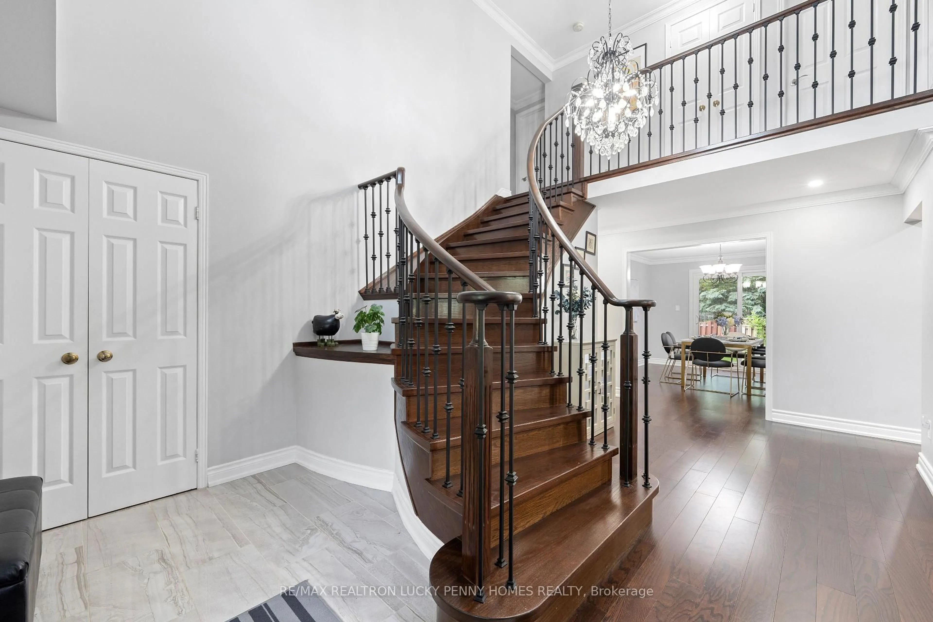 Unknown for 82 Ferndell Circ, Markham Ontario L3R 3Y8