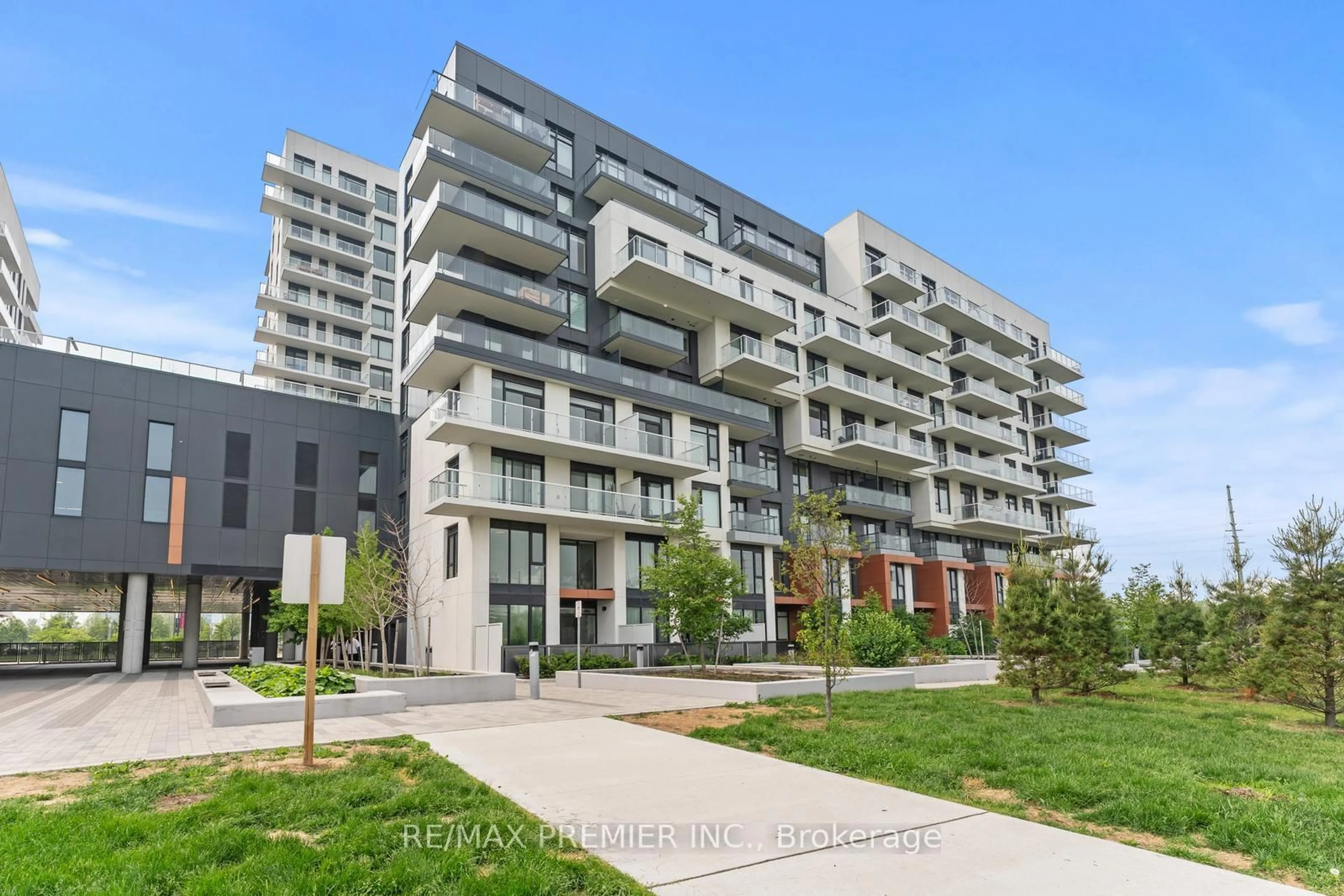 A pic from outside/outdoor area/front of a property/back of a property/a pic from drone, street for 10 Rouge Valley Dr #111, Markham Ontario L6G 0G9