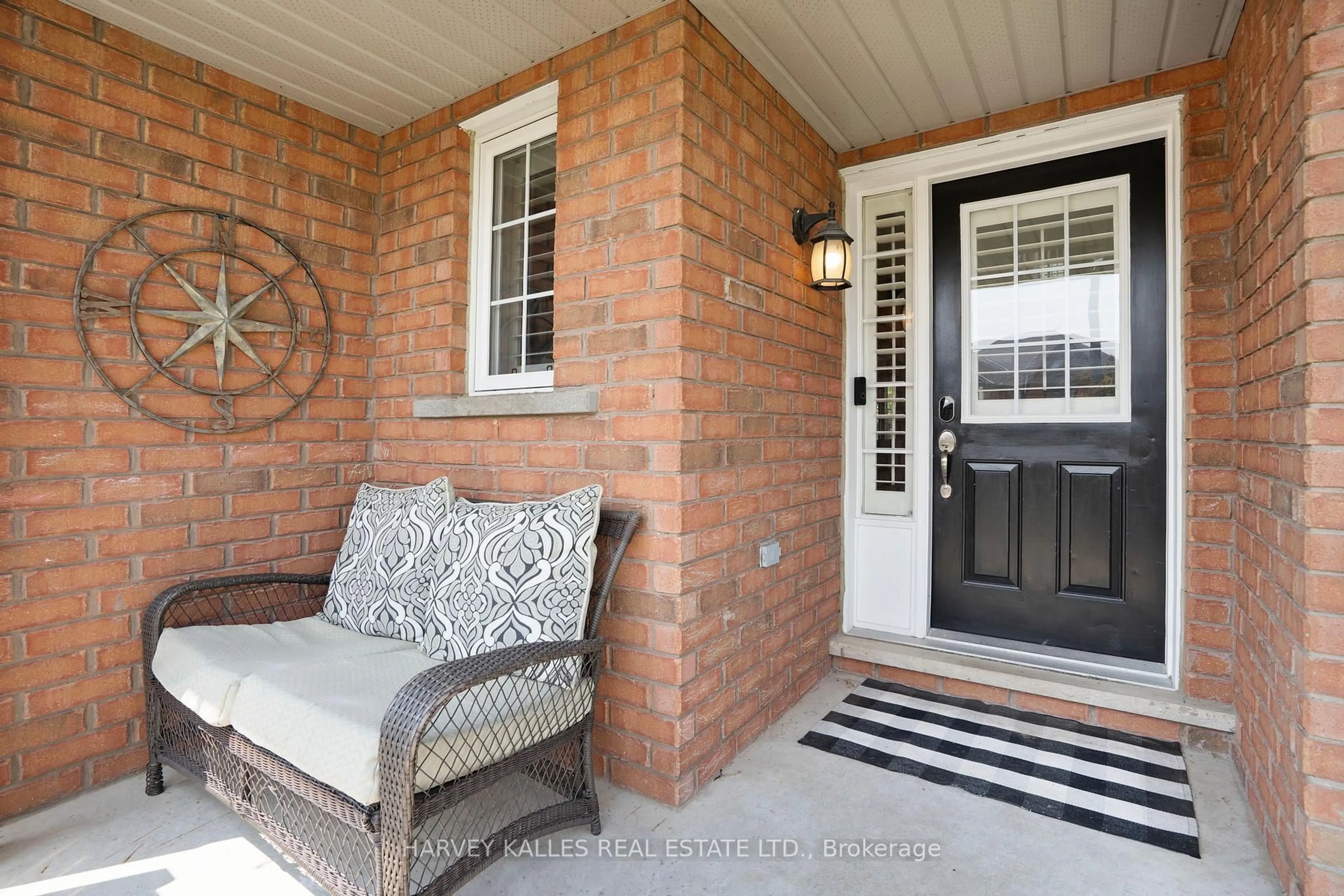 Home with brick exterior material, street for 1 Hirst Ave, Georgina Ontario L4P 4E6
