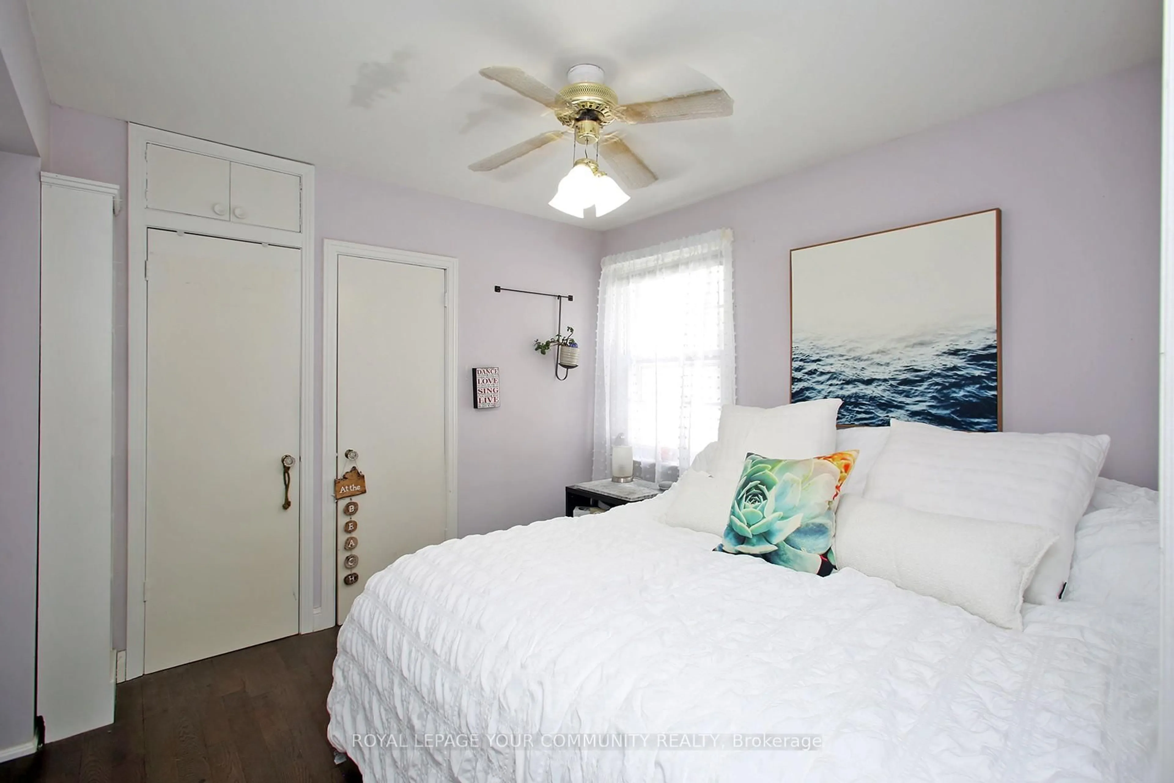 Bedroom with bed, unknown for 135 Gurnett St, Aurora Ontario L4G 1P7