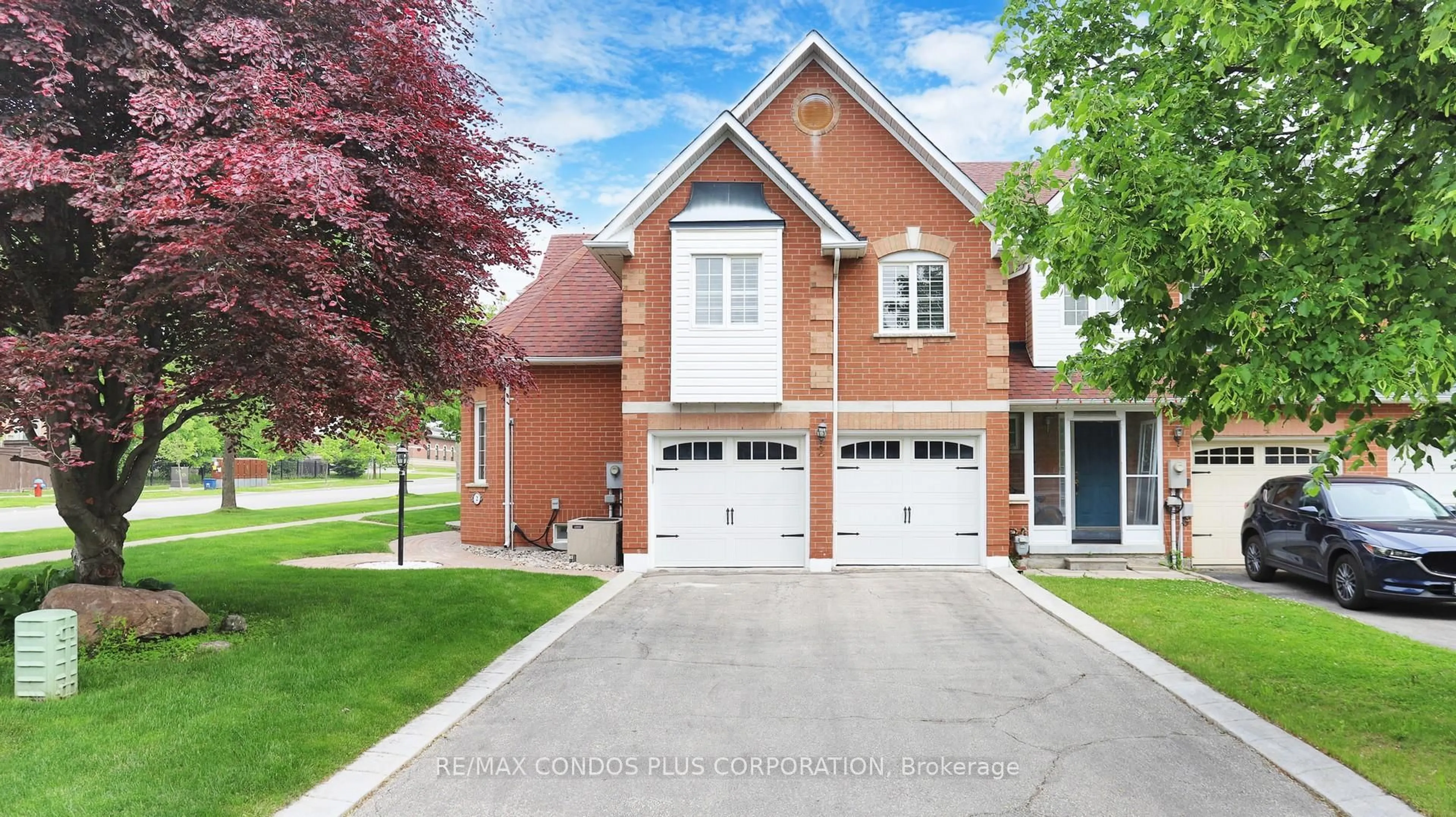Home with brick exterior material, street for 2 Royal Chapin Cres, Richmond Hill Ontario L4S 1Z9
