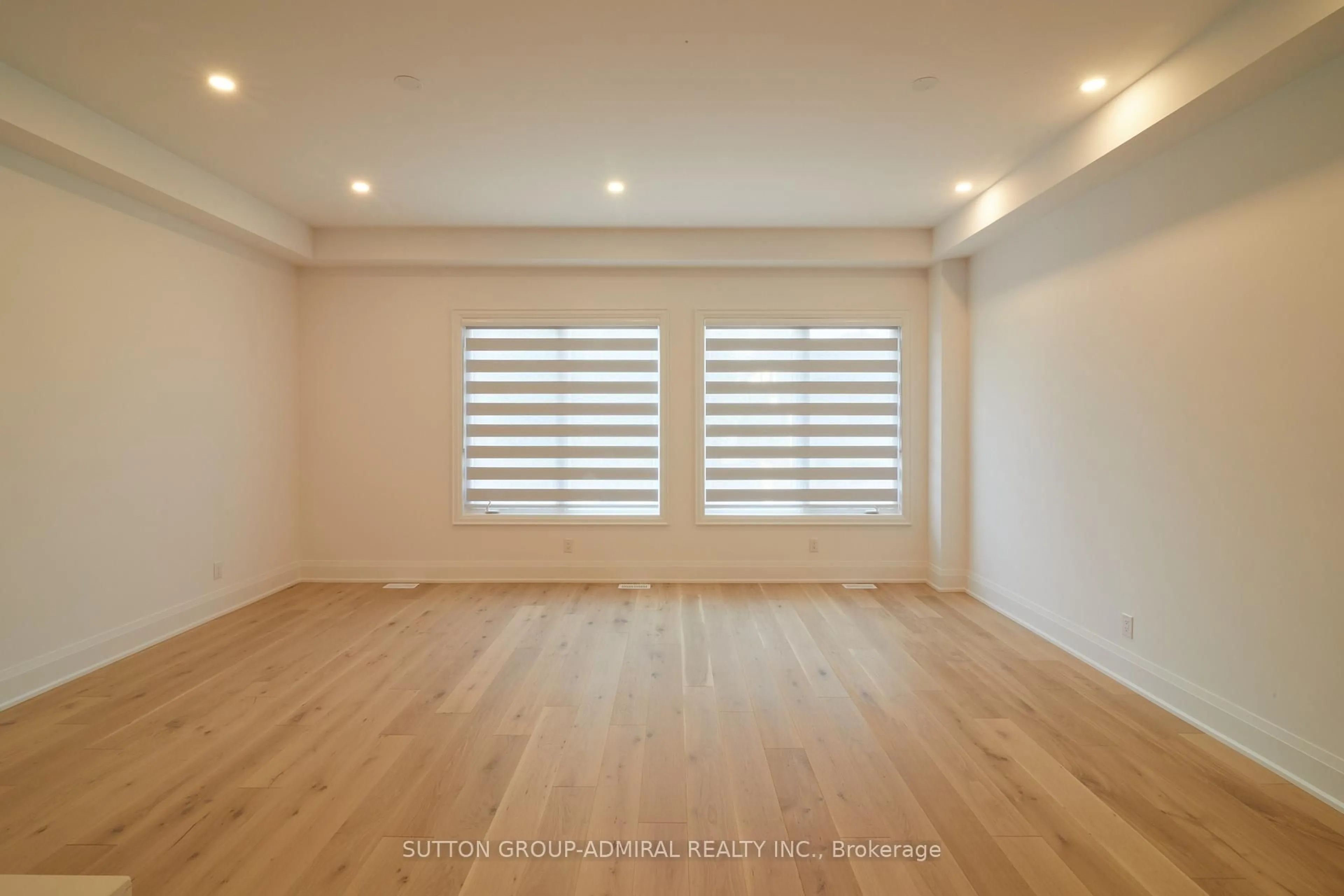 A pic of a room for 18 Direzze Crt, Richmond Hill Ontario L4C 5T8