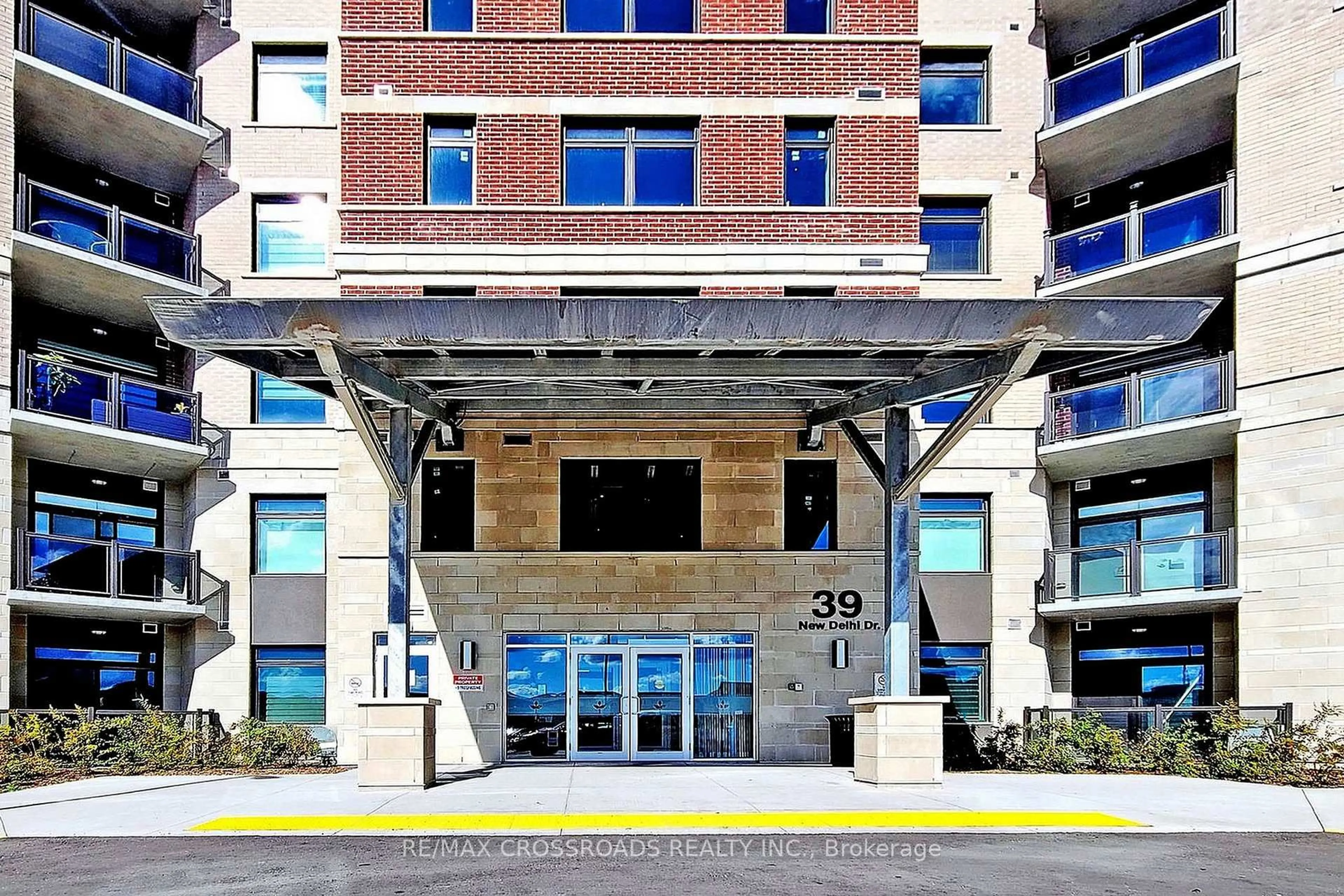 Indoor foyer for 39 New Delhi Dr #601, Markham Ontario L3S 0E1