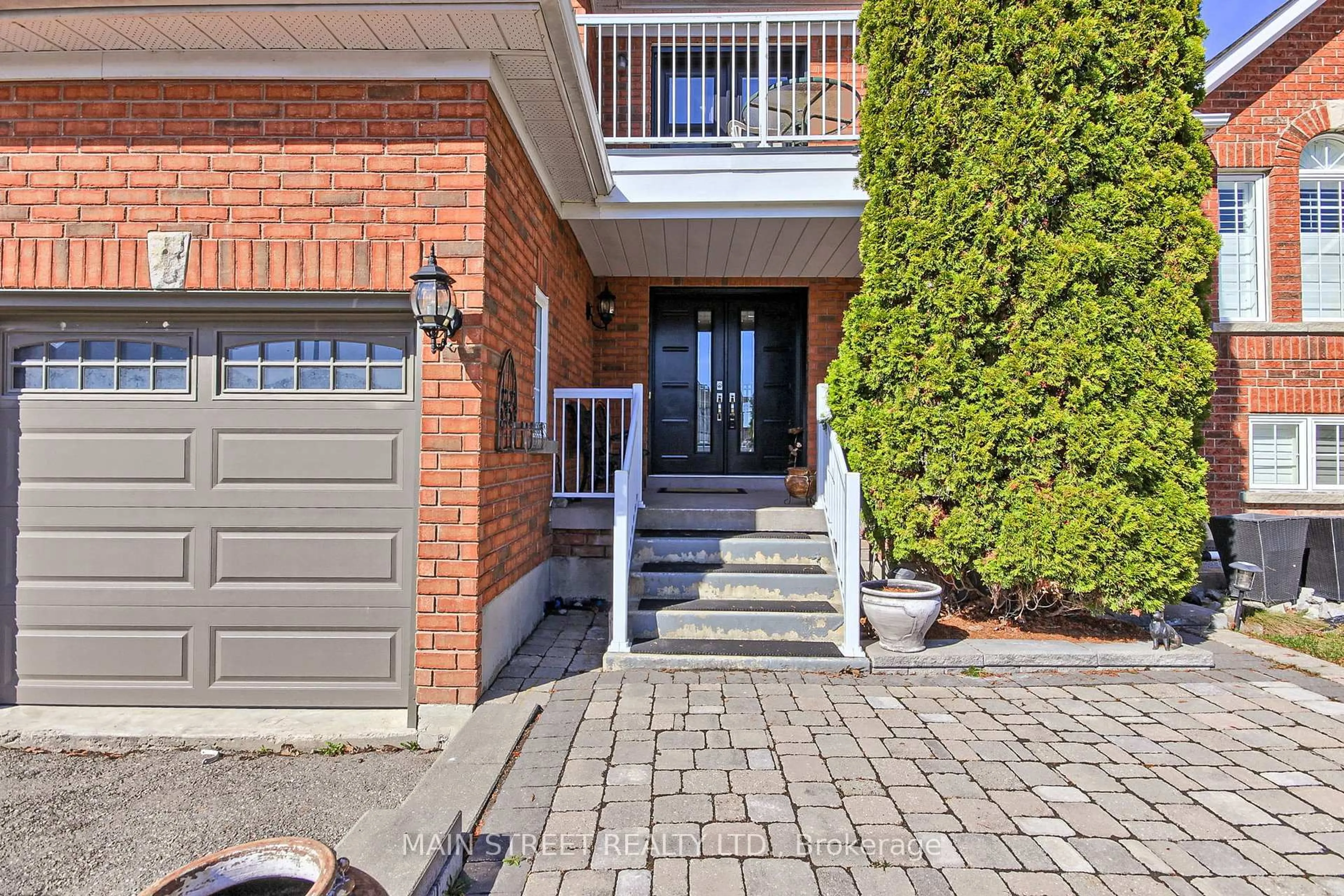 Unknown for 46 Silverstone Cres, Georgina Ontario L4P 4A4