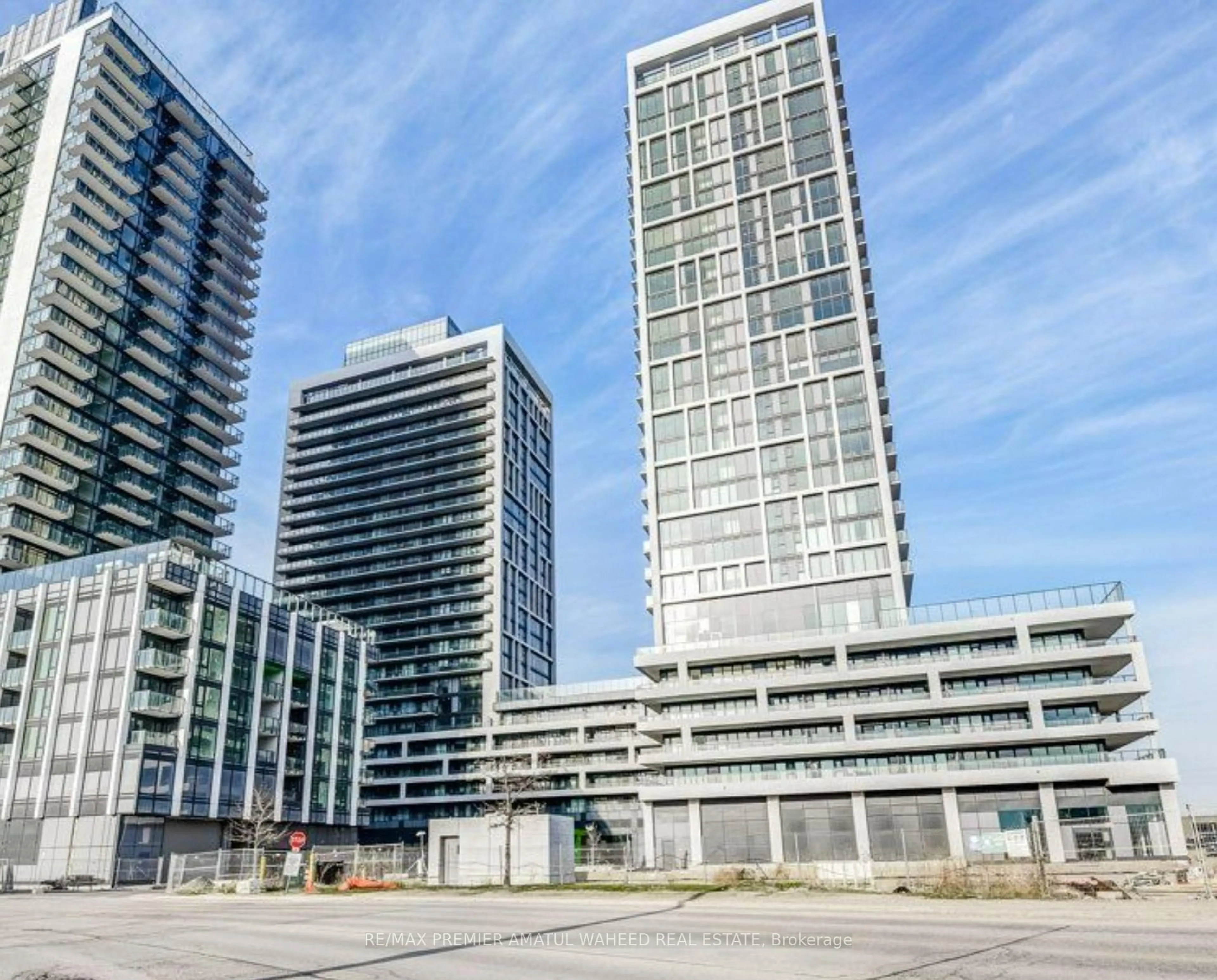 Unknown for 8960 Jane St #2121, Vaughan Ontario L4K 2M9