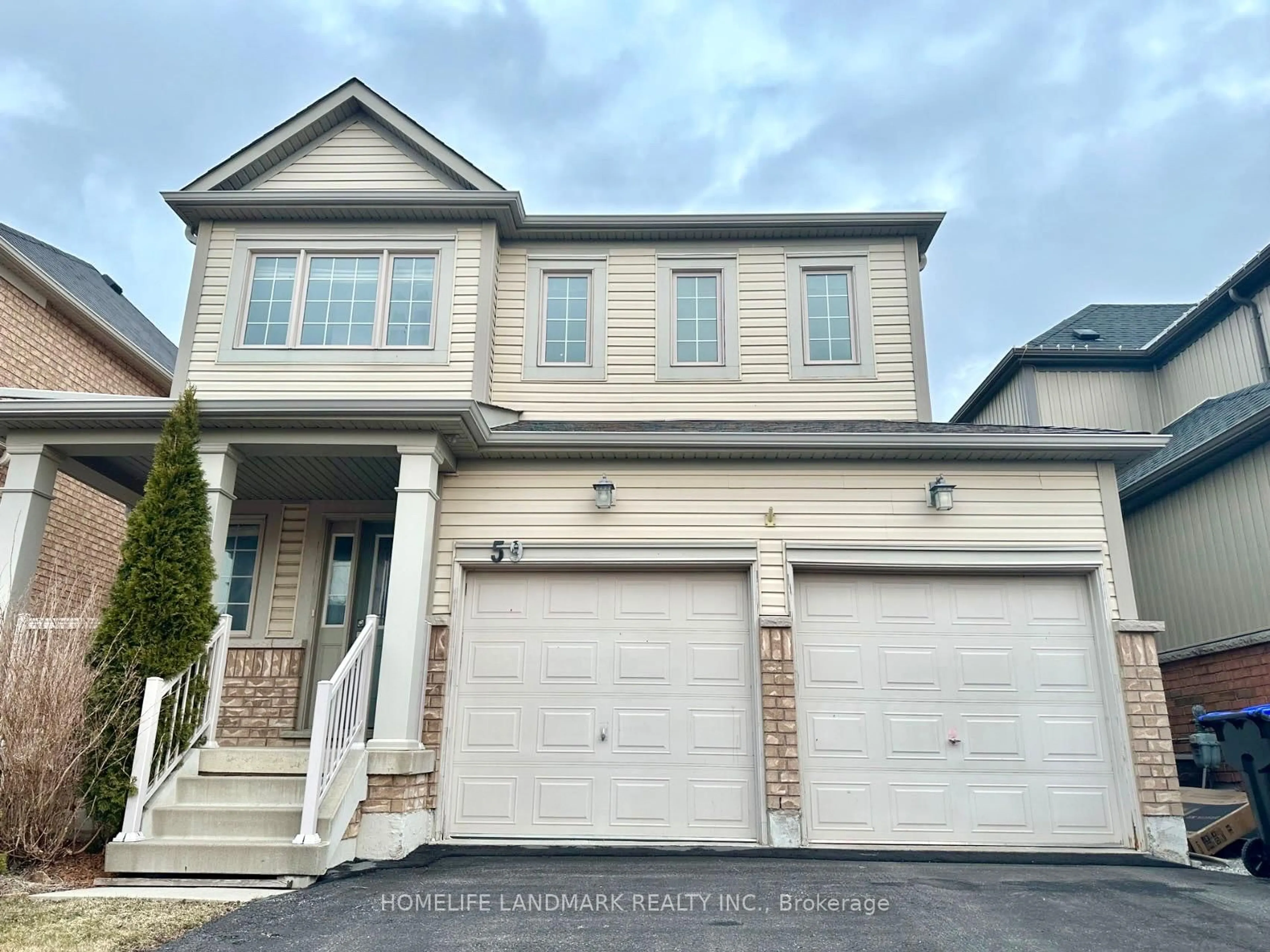 Home with vinyl exterior material, street for 59 Faris St, Bradford West Gwillimbury Ontario L3Z 0C5