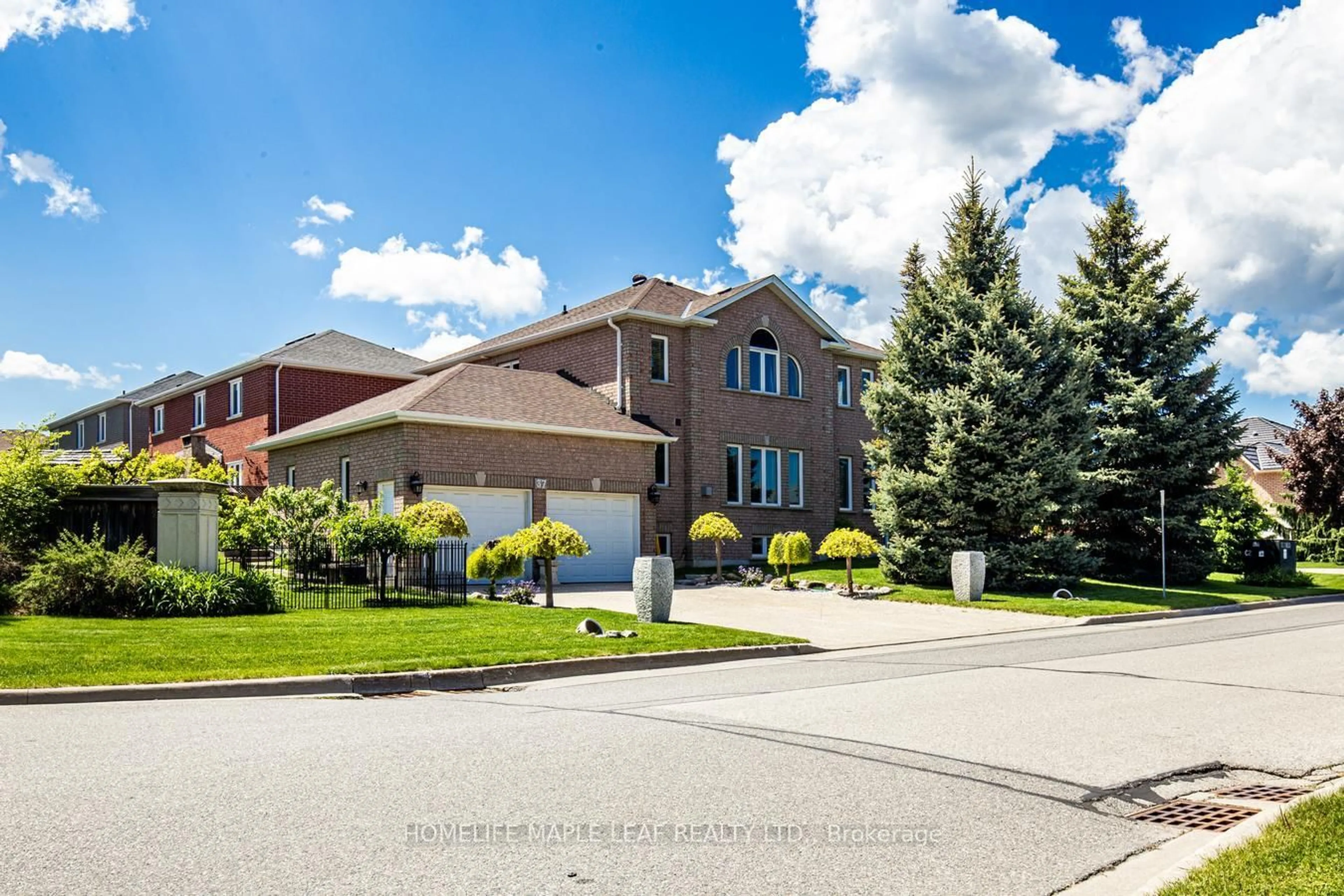 Unknown for 37 Saint Ave, Bradford West Gwillimbury Ontario L3Z 3E6