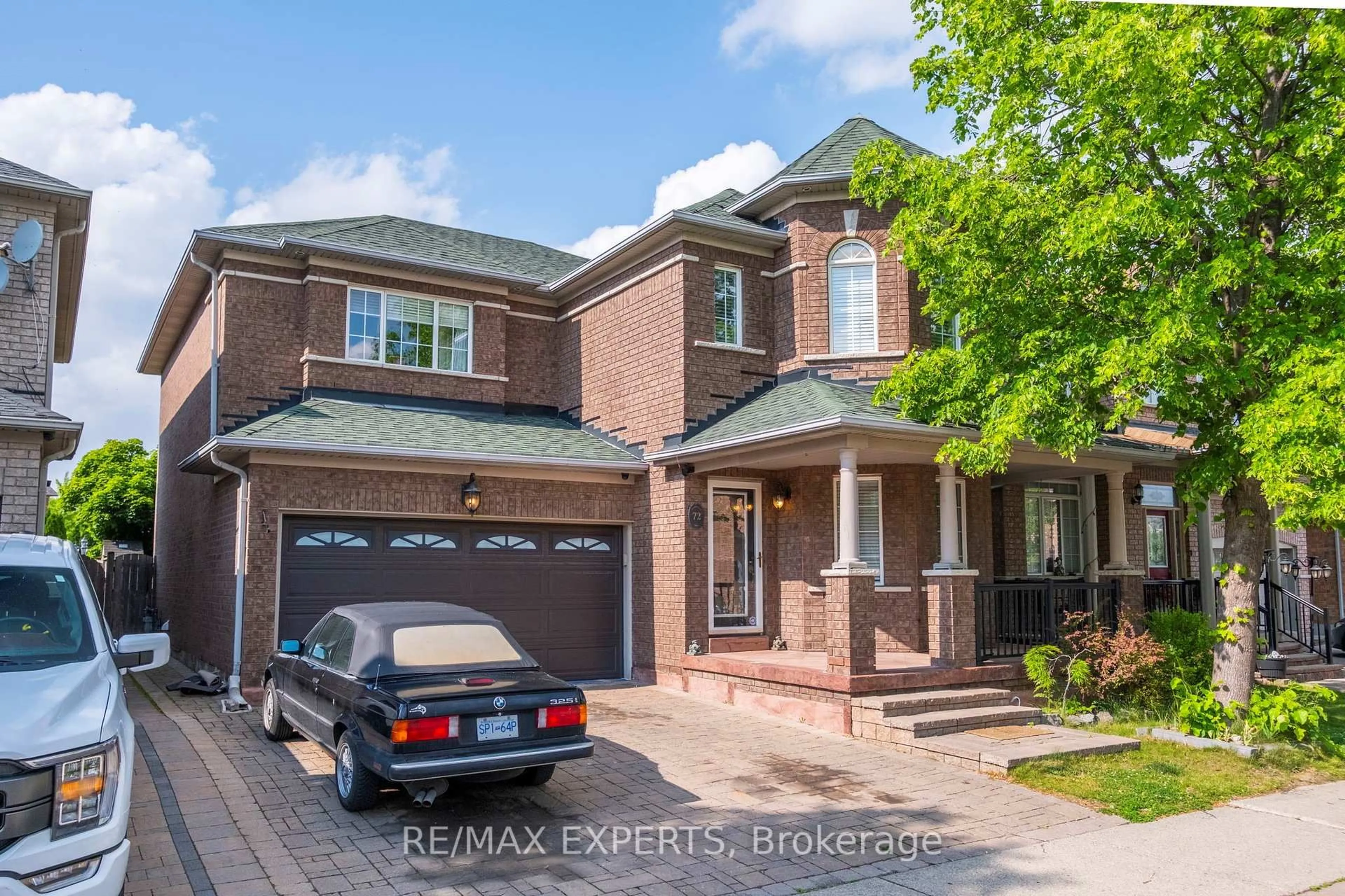 Home with brick exterior material, street for 72 Turning Leaf Dr, Vaughan Ontario L4H 2J4