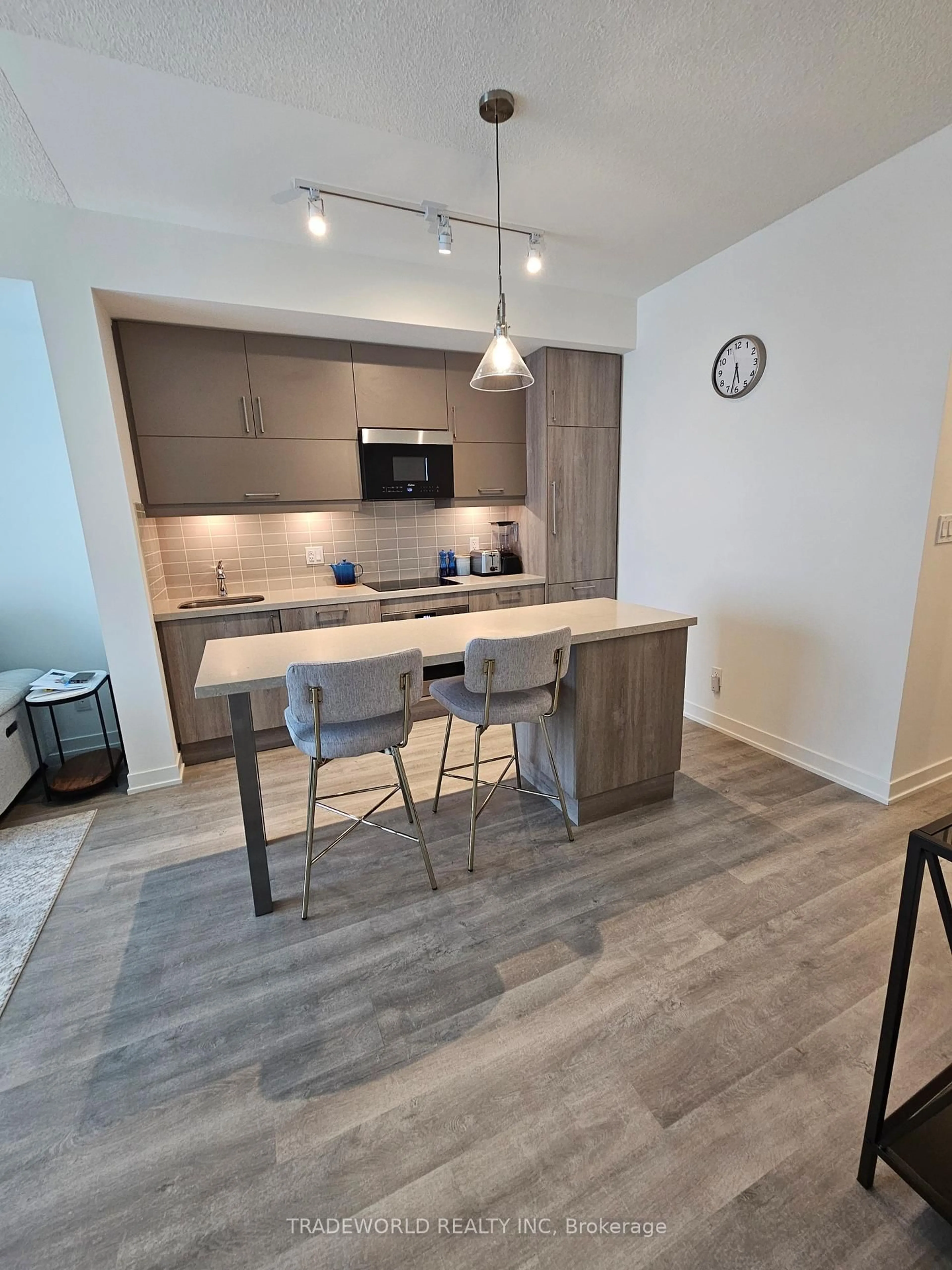 Open concept kitchen, unknown for 8119 Birchmount Rd #1314, Markham Ontario L6G 0H6