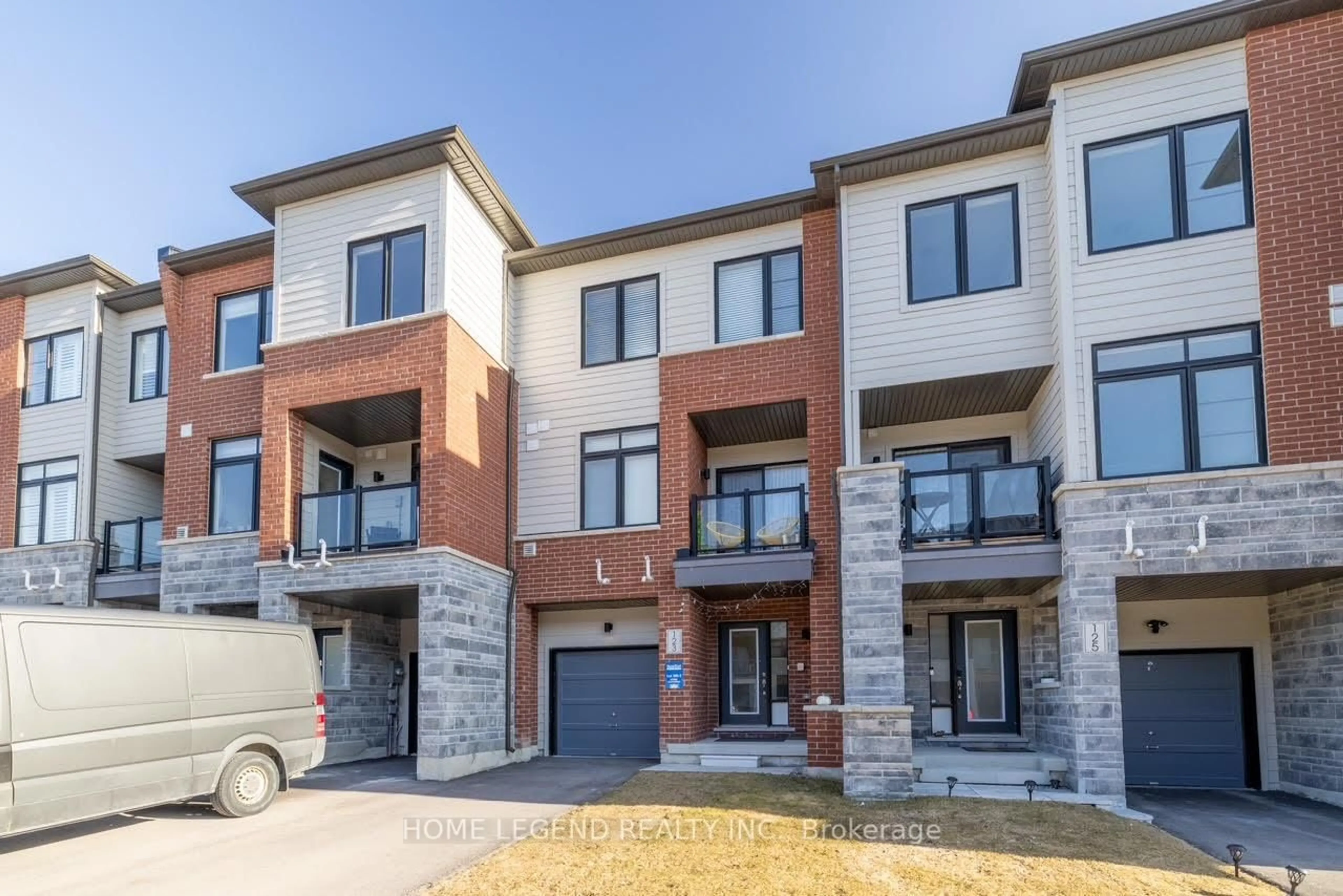 Home with brick exterior material, street for 123 Bravo Lane, Newmarket Ontario L3X 0L2