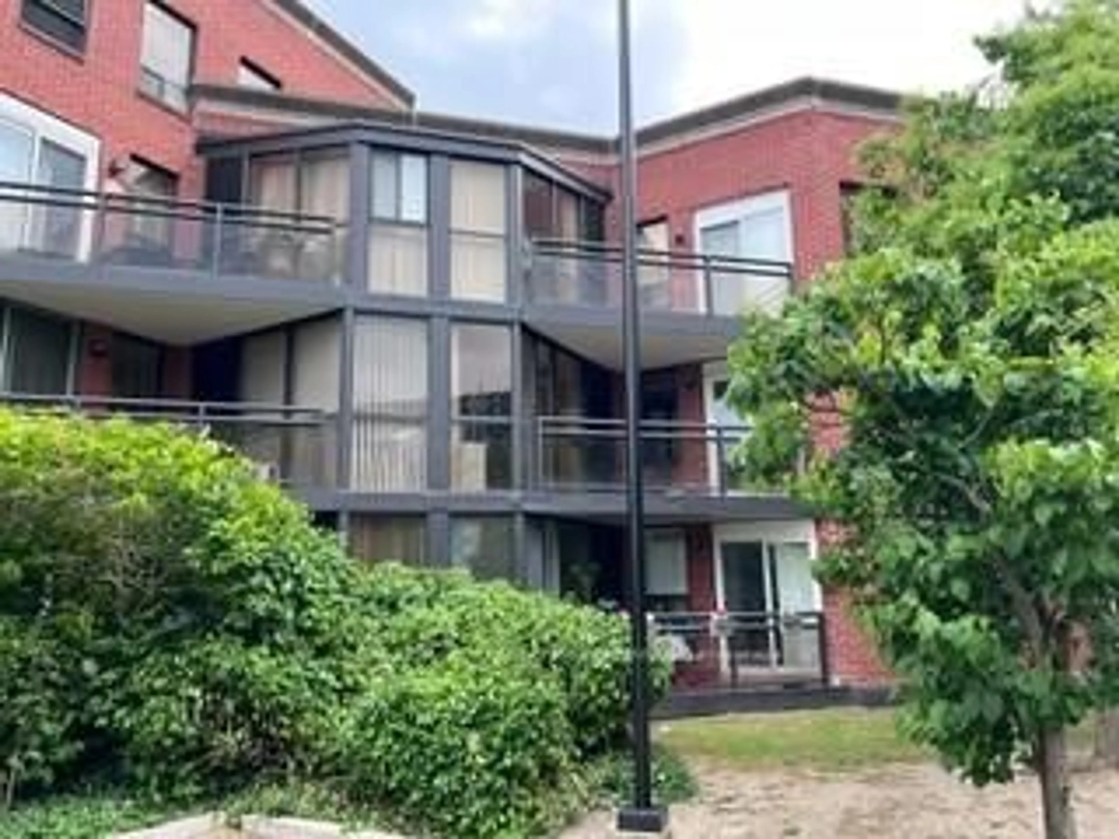 Unknown for 100 Arbors Lane #315, Vaughan Ontario L4L 7G4