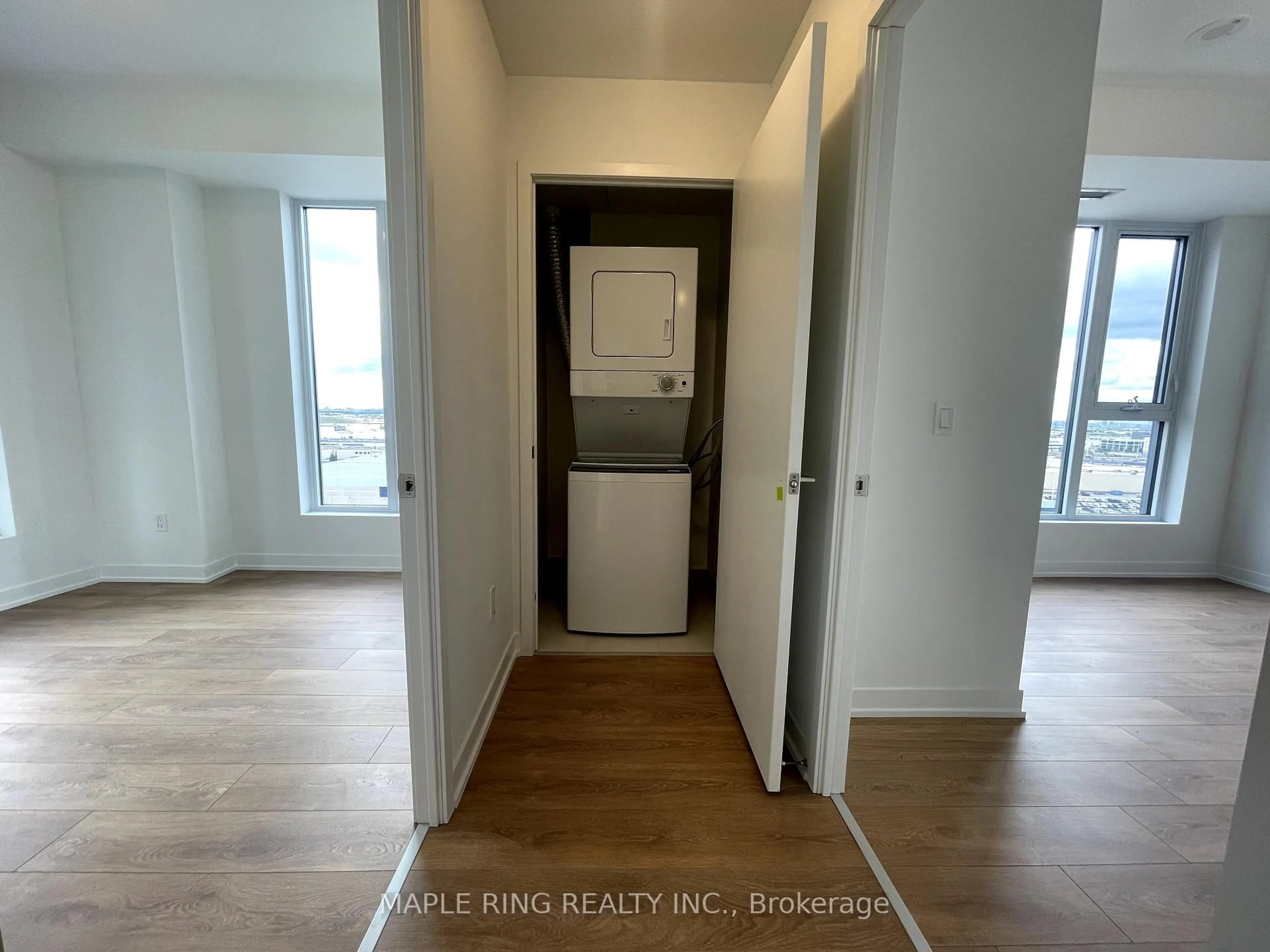 Unknown for 10 Abeja St #1418, Vaughan Ontario L4K 0R4
