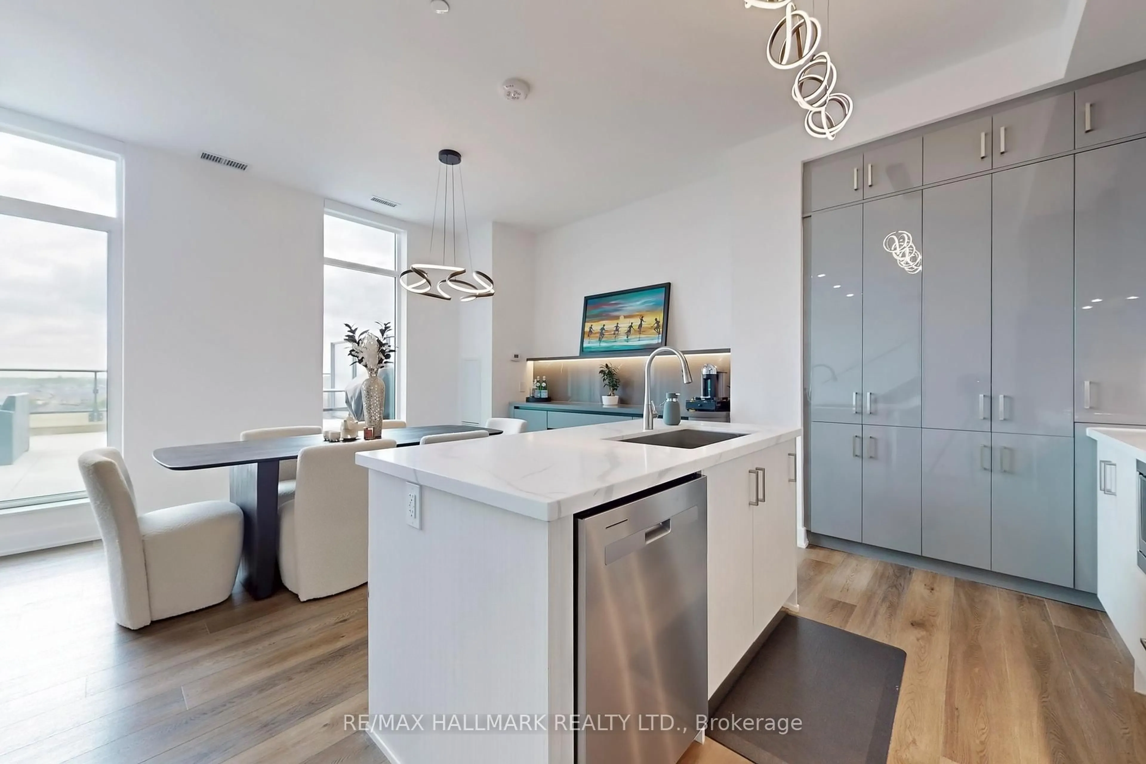Open concept kitchen, unknown for 11782 Ninth Line #PH 704, Whitchurch-Stouffville Ontario L4A 5E9